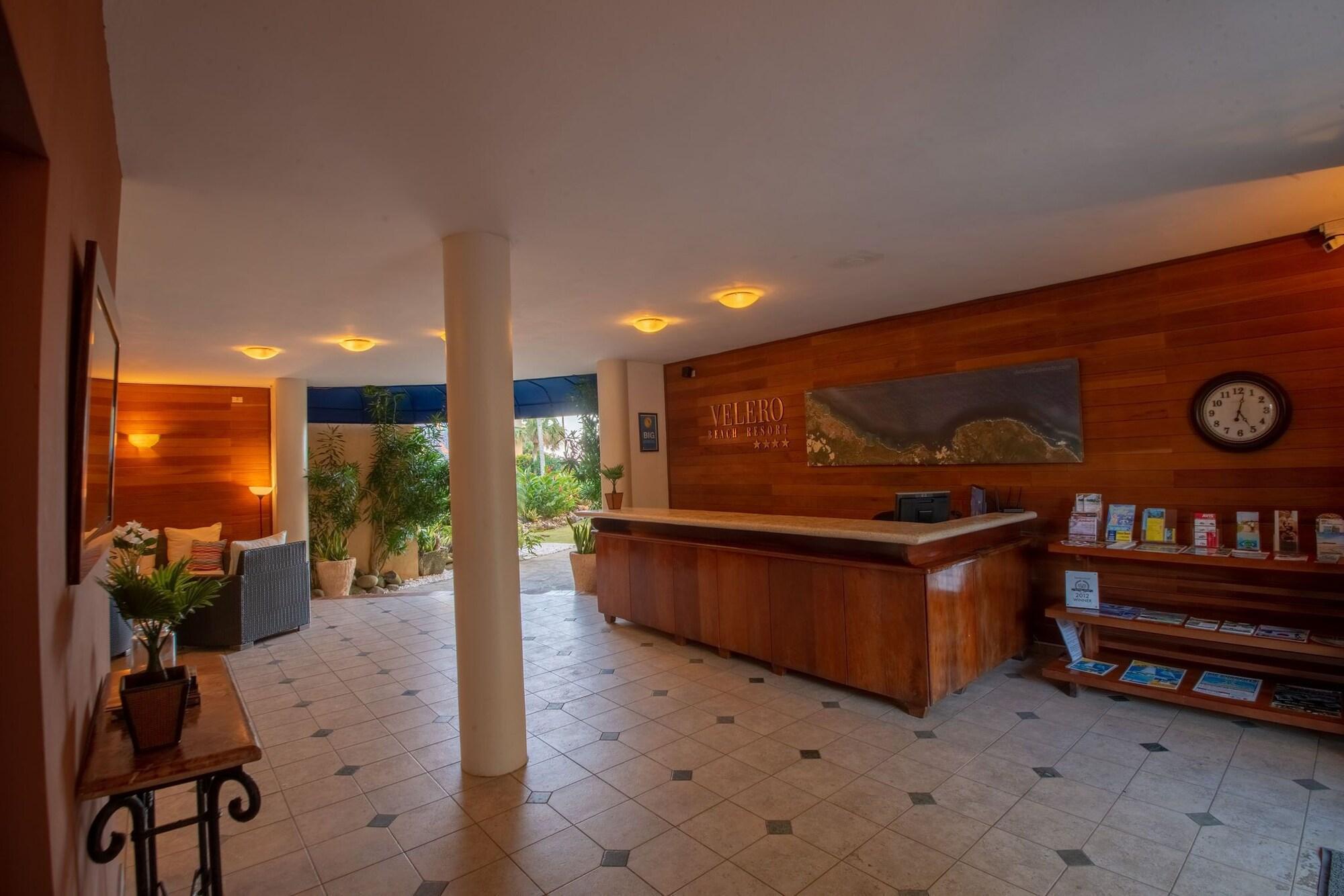 Vista Lobby Velero Beach Resort