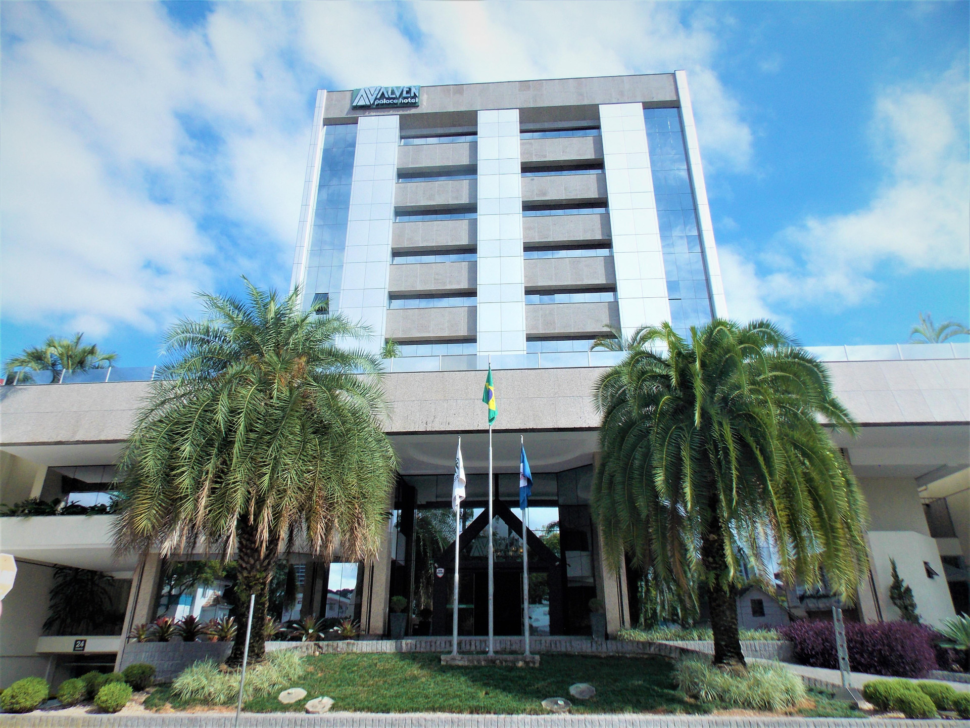 Vista Exterior Alven Hotel by Slaviero Hotéis