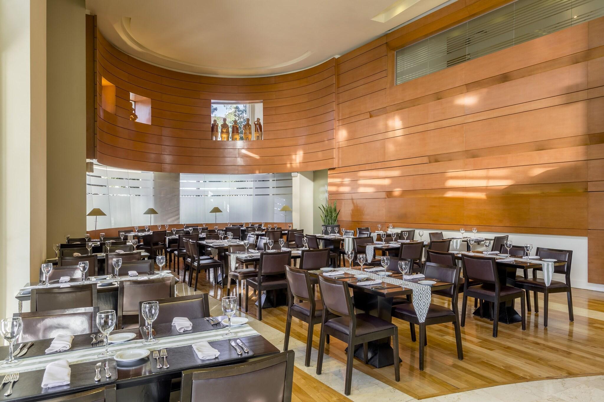 Restaurant Sheraton Asuncion Hotel