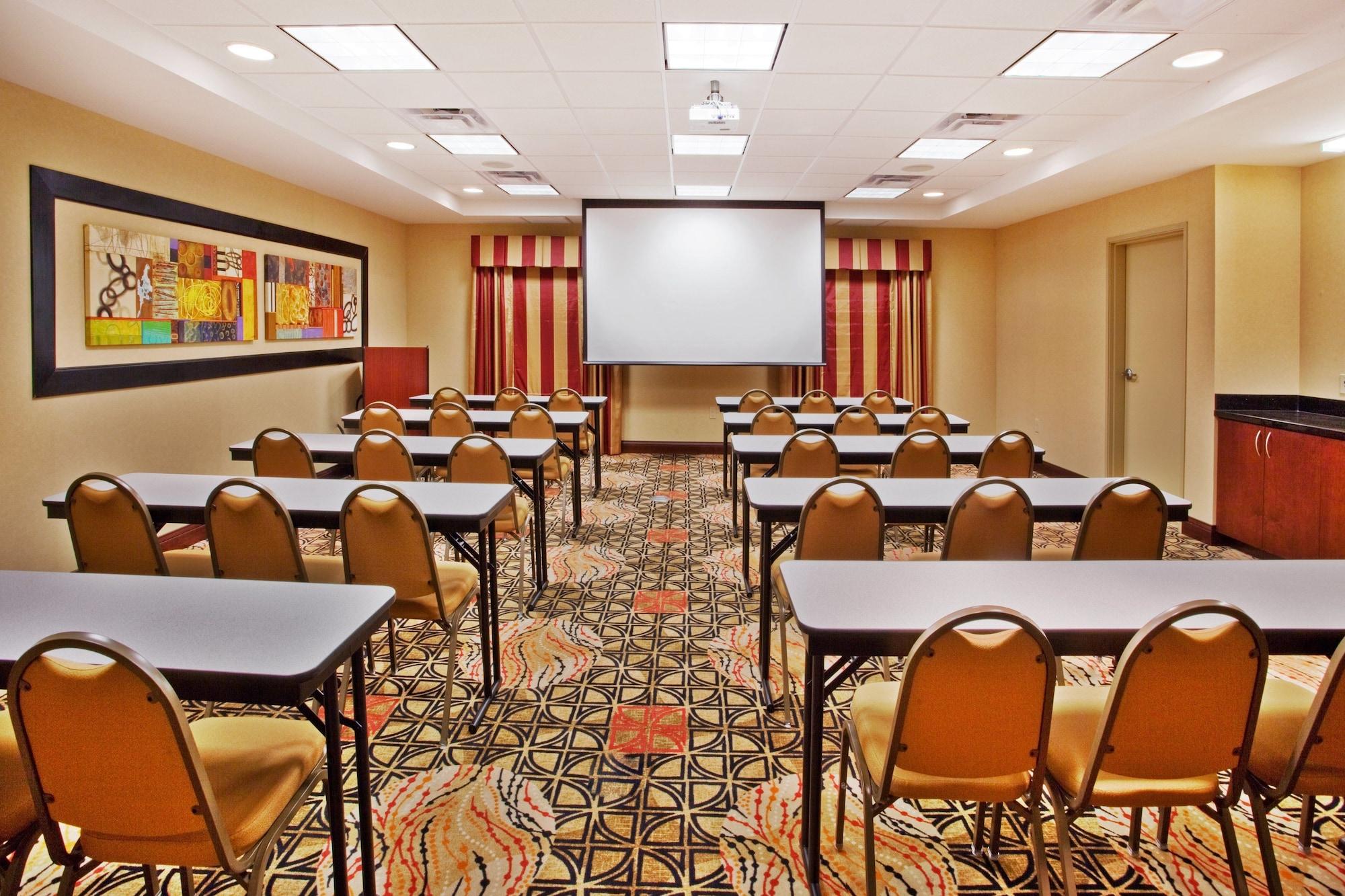 Sala de Reuniones Holiday Inn Express Hotel & Suites Atlanta-Cumming by IHG