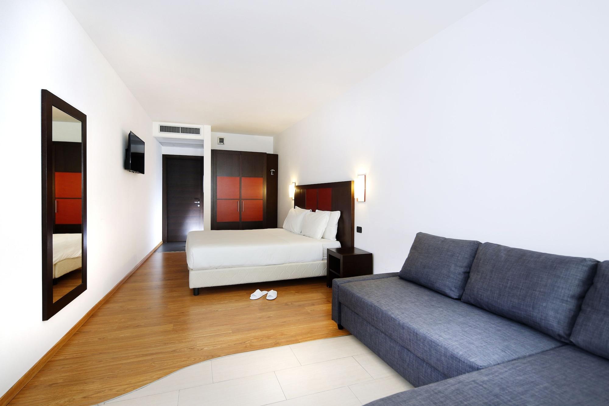 Habitación Hotel Holiday La Marca