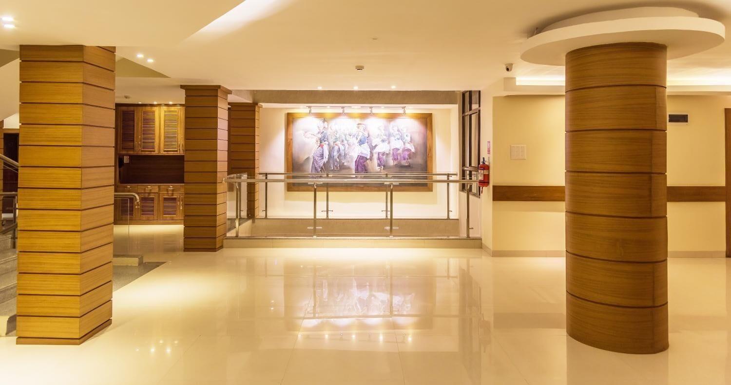 Vista Lobby Sangai Continental The Boutique Hotel