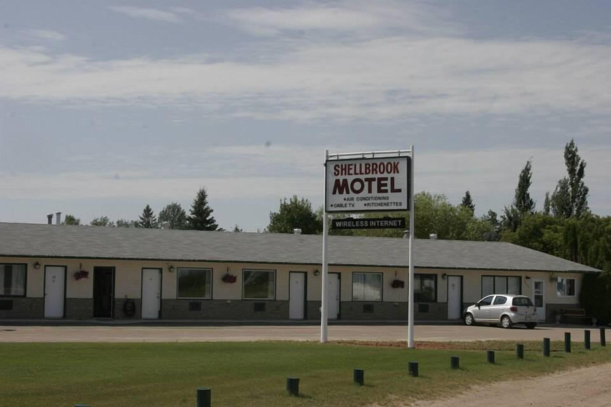 Varios Shellbrook Motel