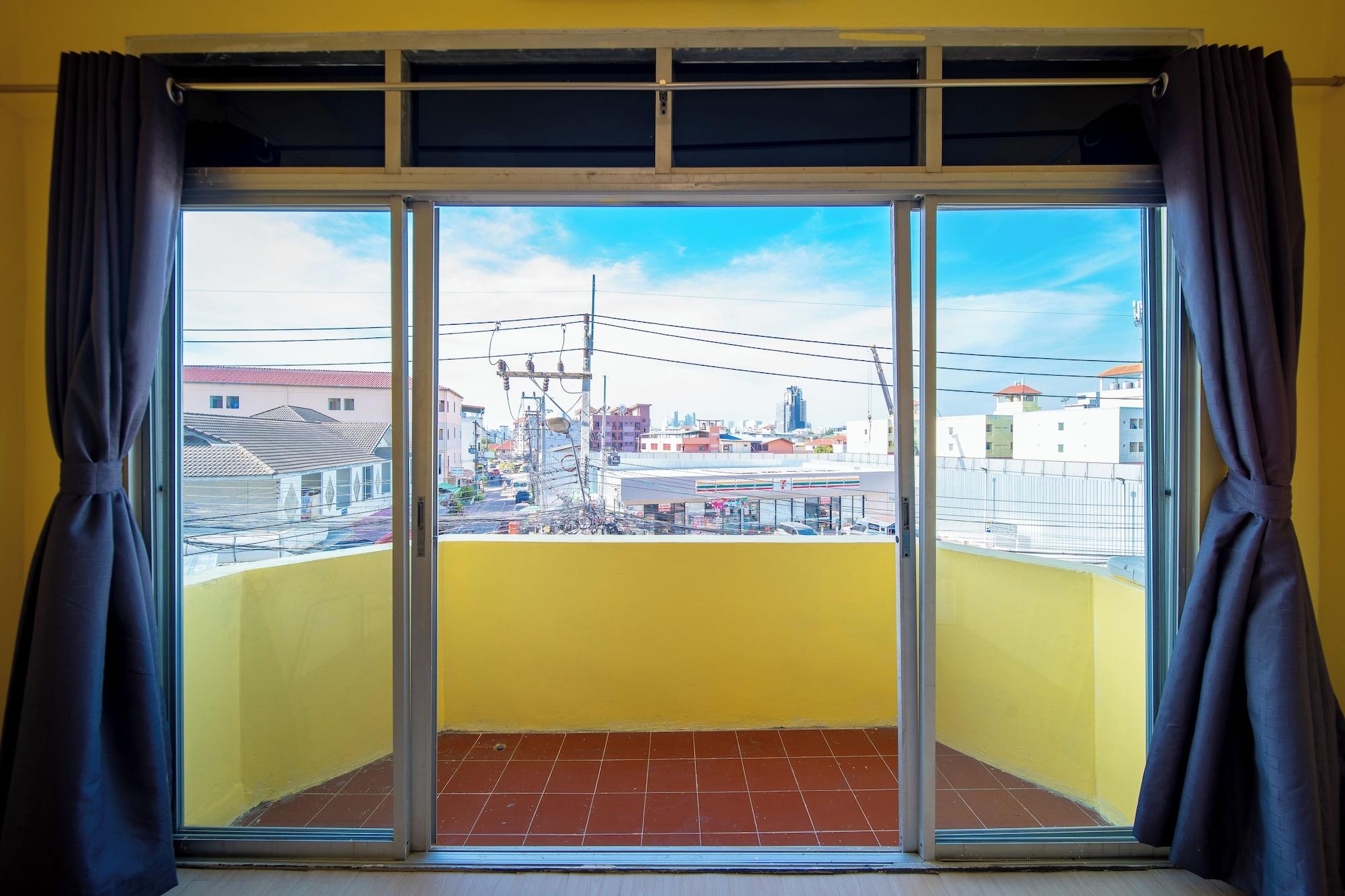 Equipamiento de Habitación UrbanNest Hostel