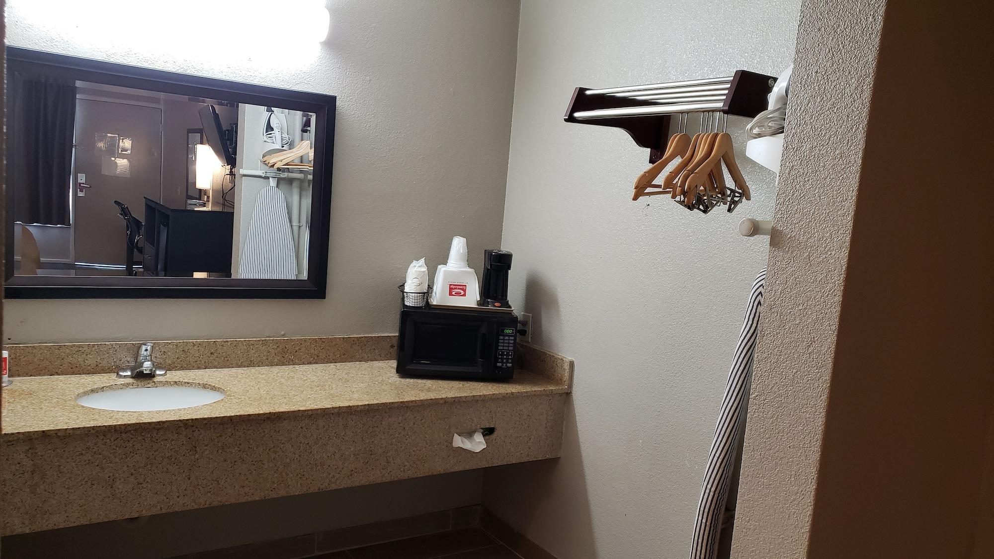 Equipamiento de Habitación Econo Lodge
