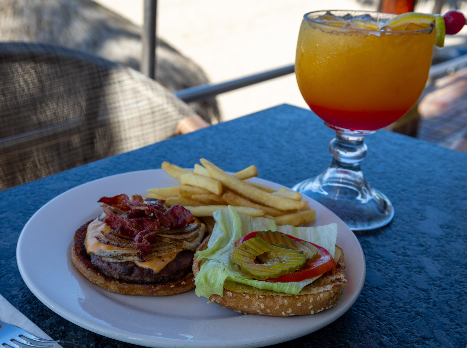 Restaurant SUITES LAS FLORES BEACH MAZATLAN