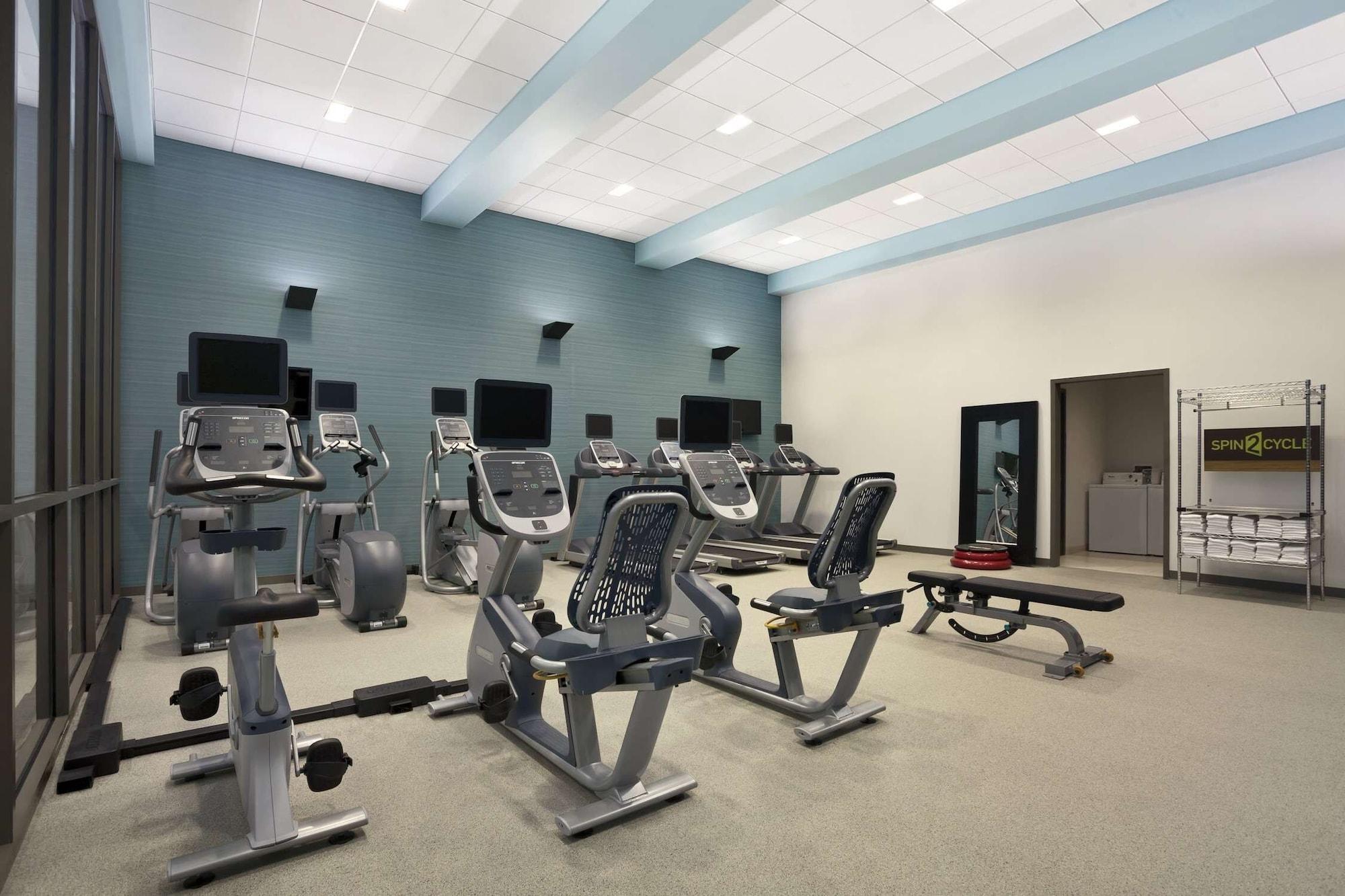 Gimnasio Home2 Suites by Hilton Philadelphia - Convention Center, PA