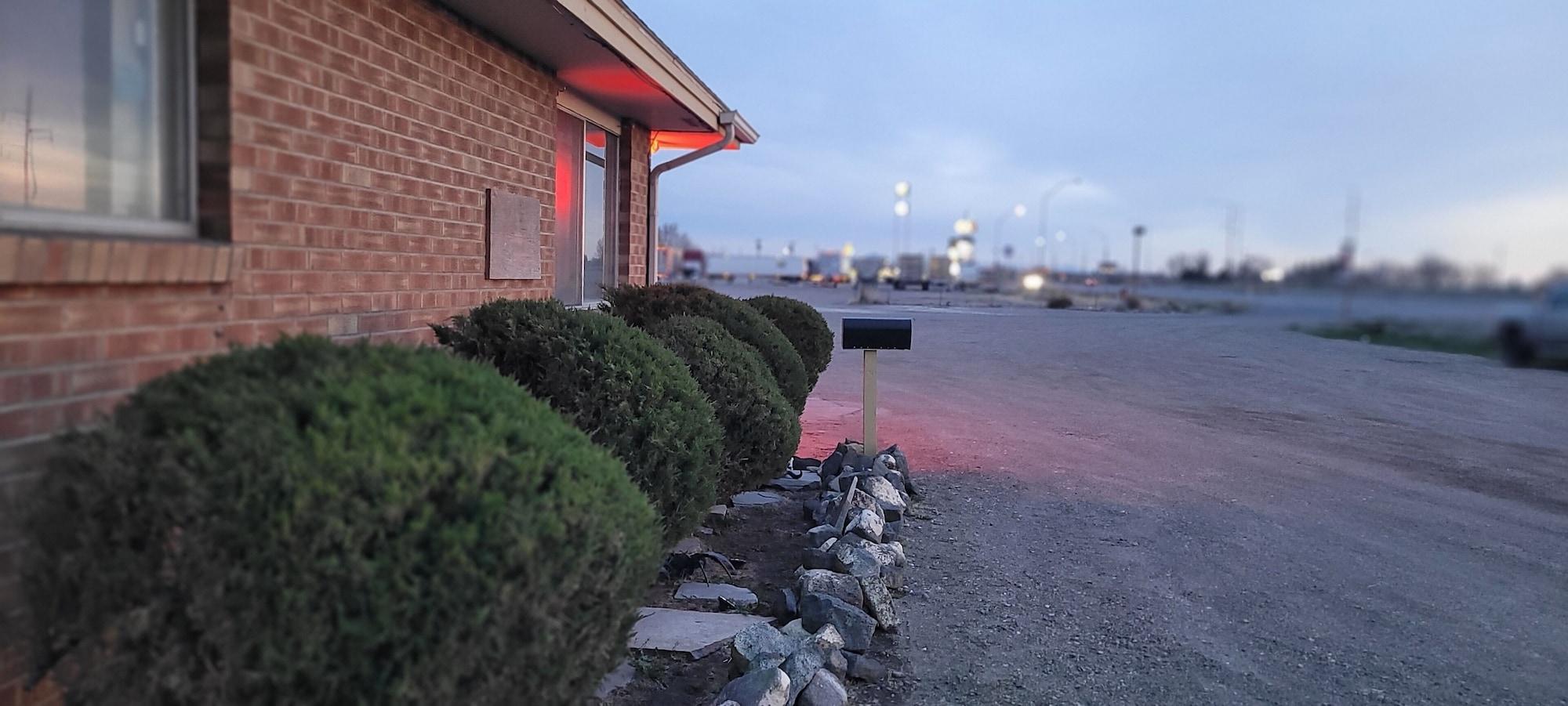 Vista Exterior Tops Motel
