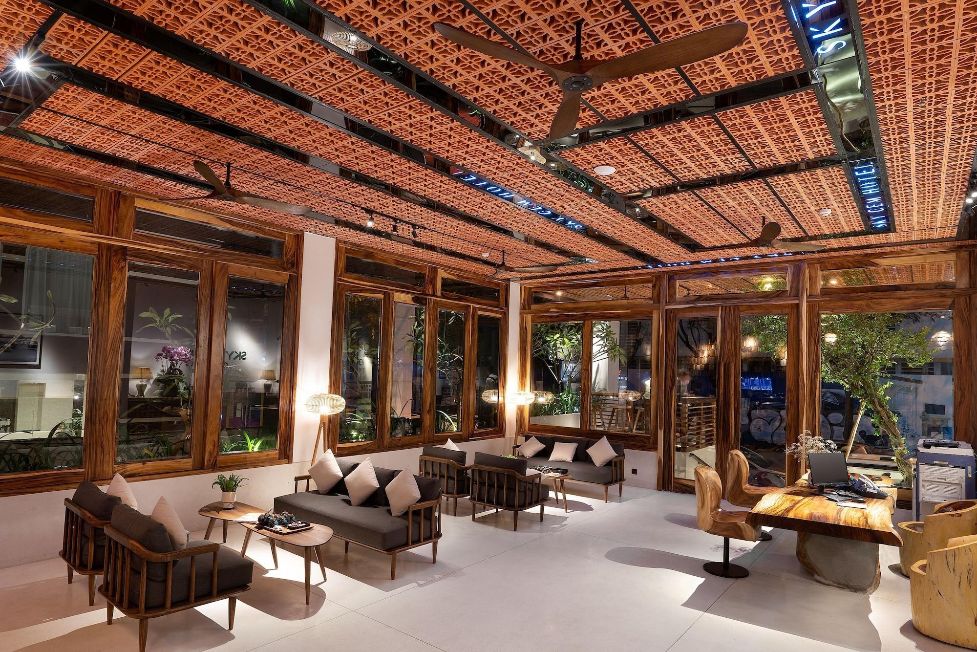 Vista Lobby Sky Gem Central Hotel