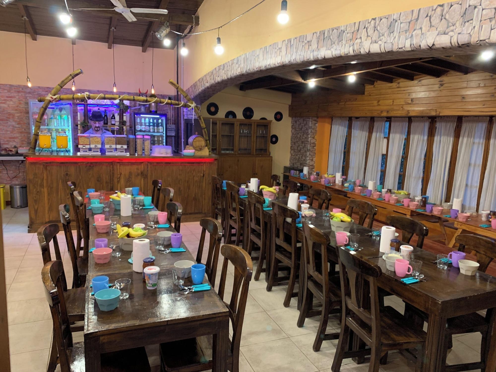Restaurant Lemon Tree Hostel