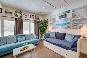 Alquiler Vacacional - Walk to Lewisville Lake: Pet-friendly Texas Abode!