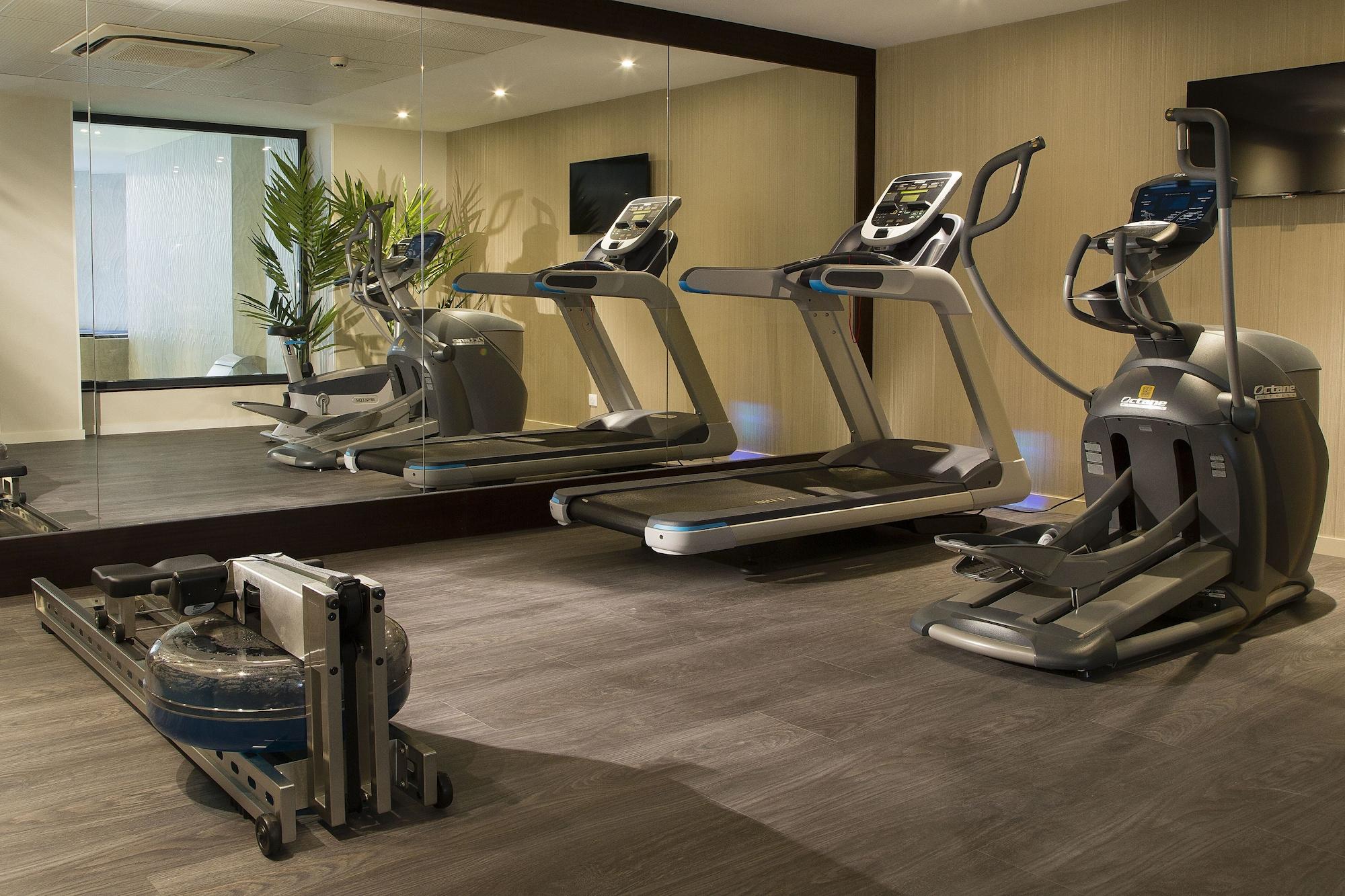Gimnasio Oceania L'Univers Tours