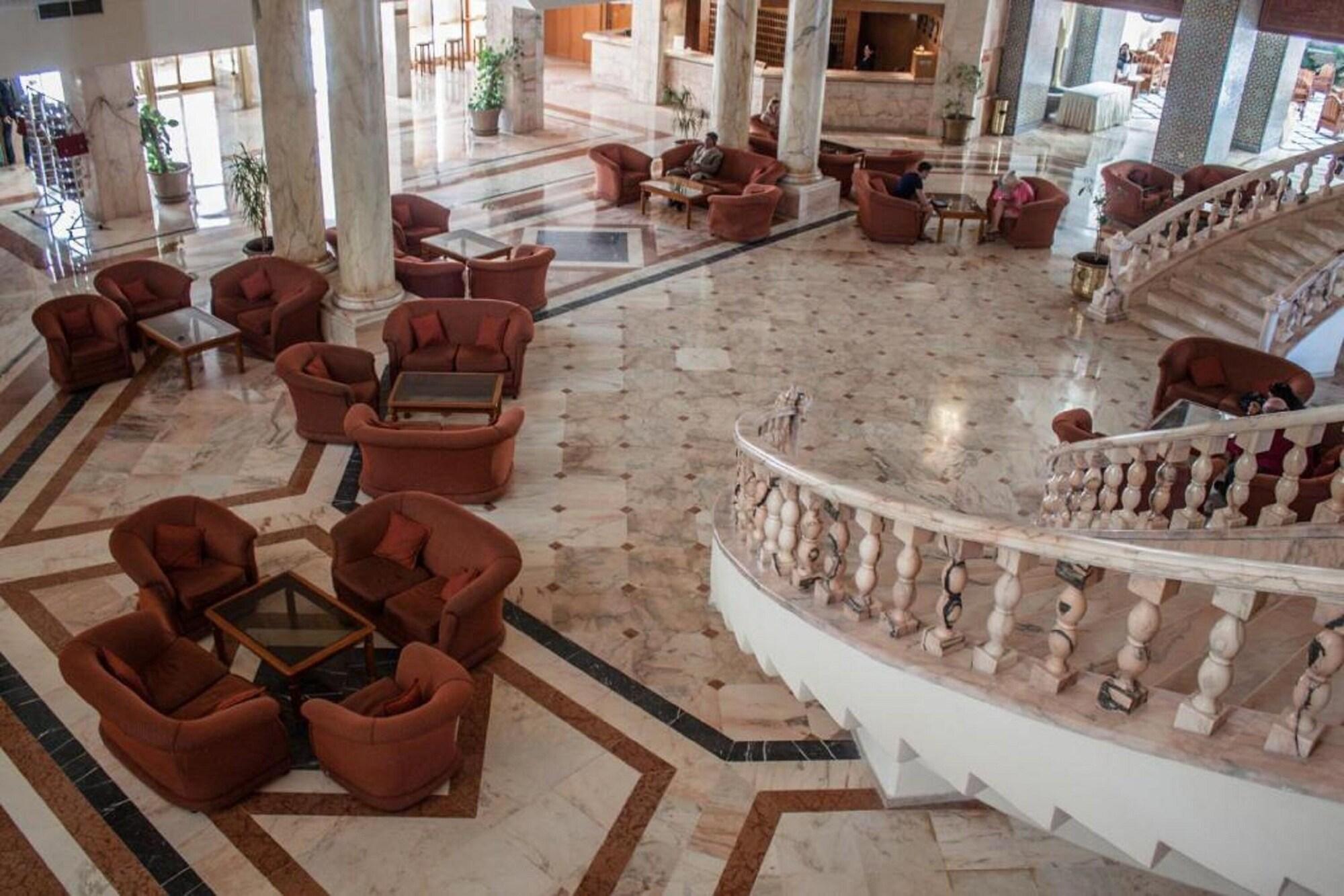 Vista Lobby Amir Palace