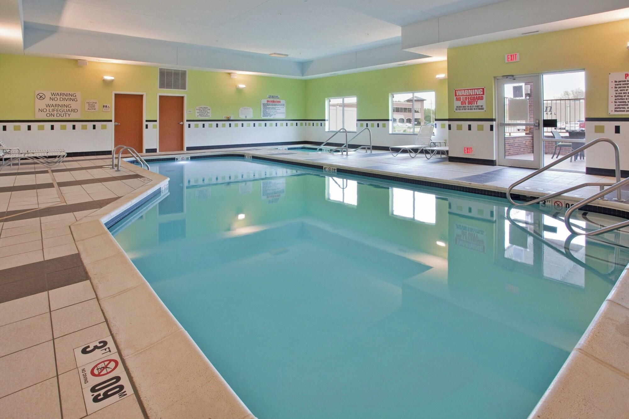 Vista Piscina Fairfield Inn & Suites by Marriott Grand Island