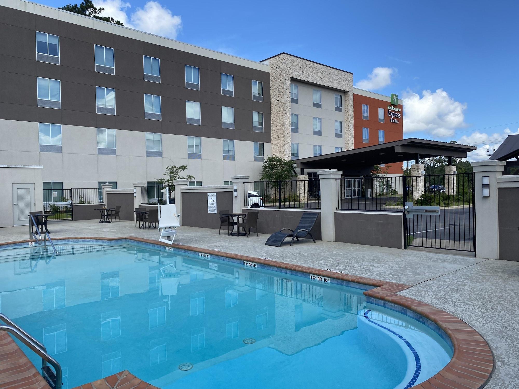 Vista Exterior Holiday Inn Express Pineville-Alexandria Area by IHG