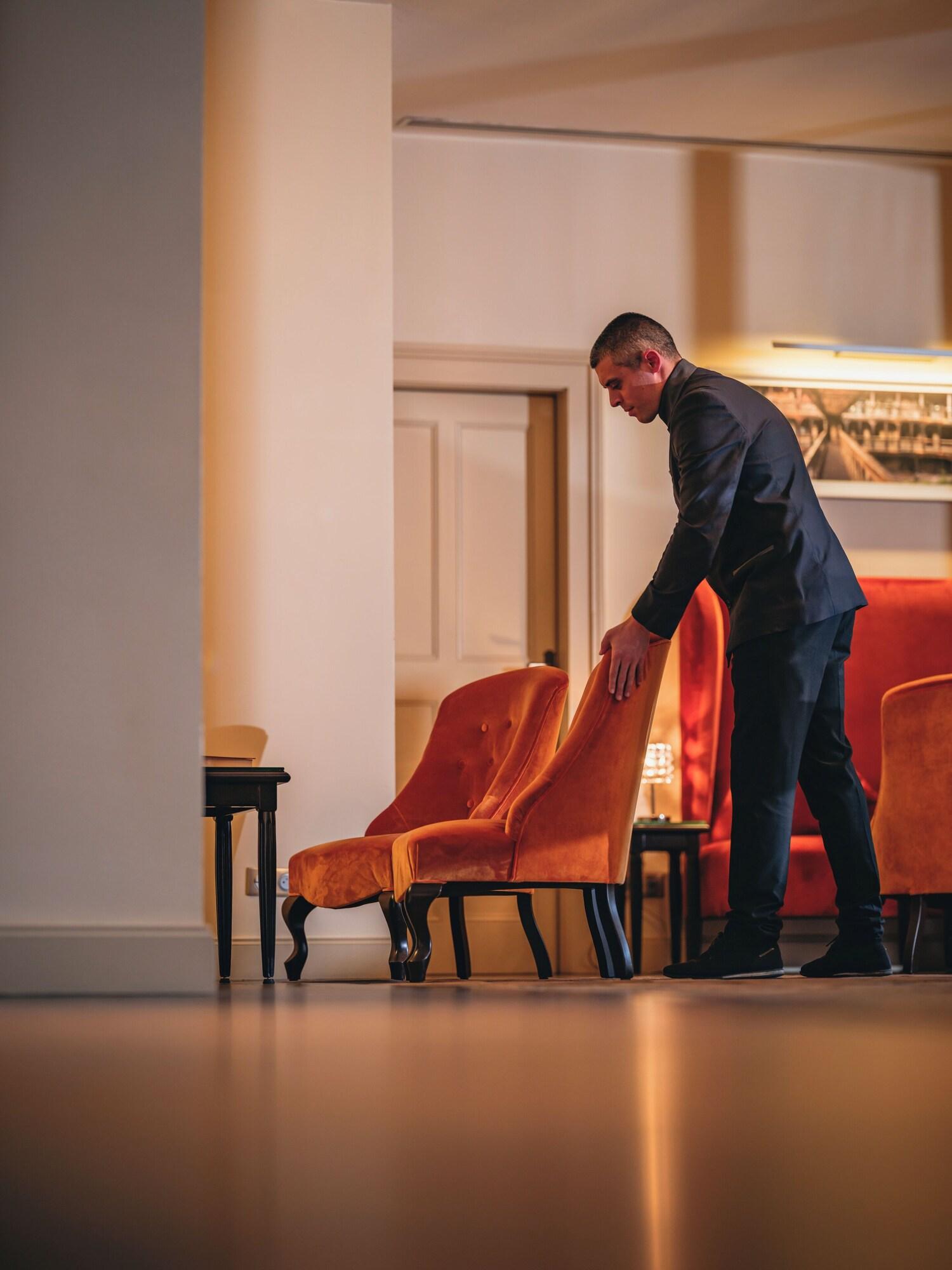 Vista Lobby Cour du Corbeau Hotel Strasbourg - MGallery Collection