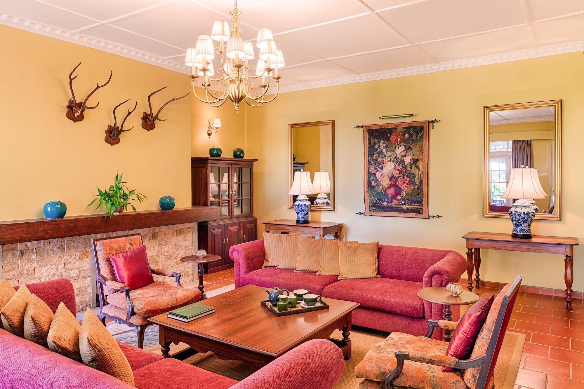 Vista Lobby Strathdon by Zinc Journeys