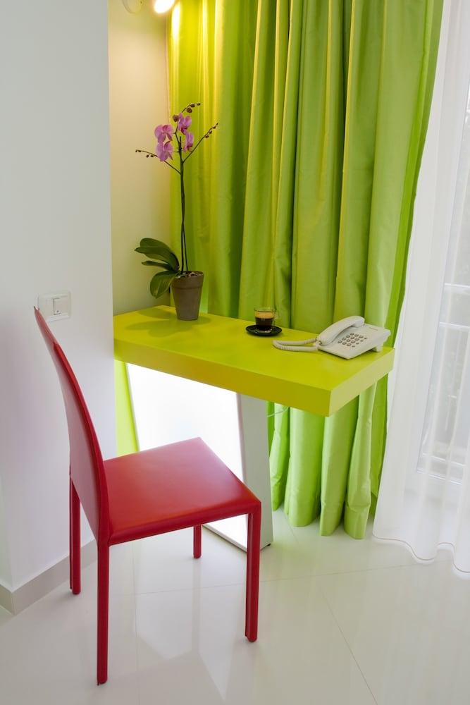 Set de Habitación Christina Hotel Bucharest