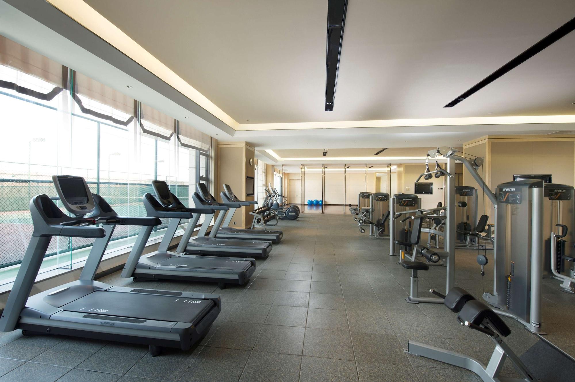 Gimnasio Hilton Zhongshan Downtown