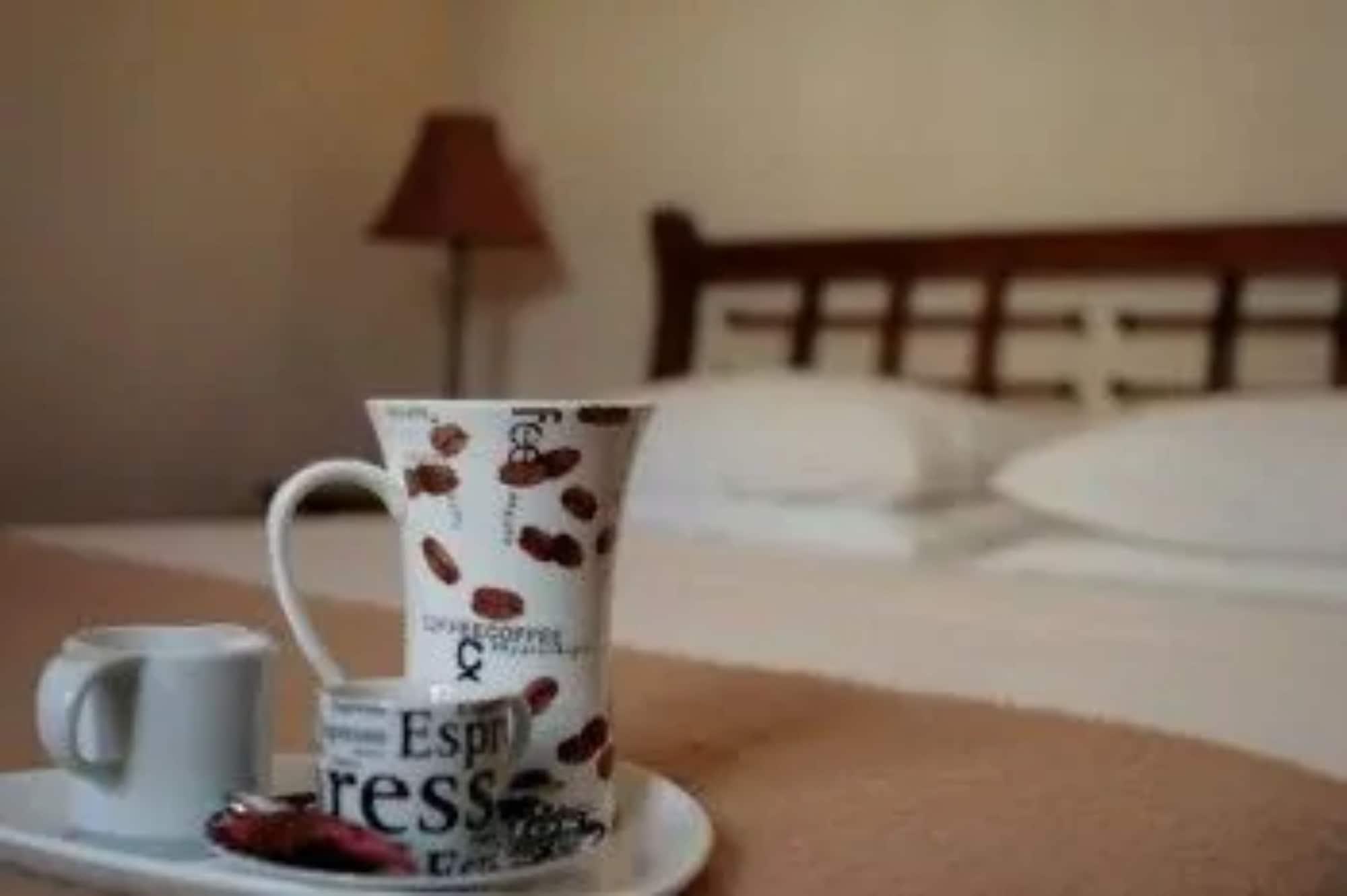 Set de Habitación Hotel Alexandre III