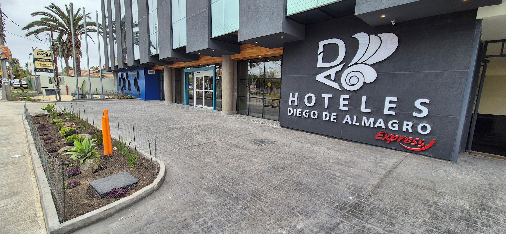 Vista Exterior Hotel Diego de Almagro La Serena Express
