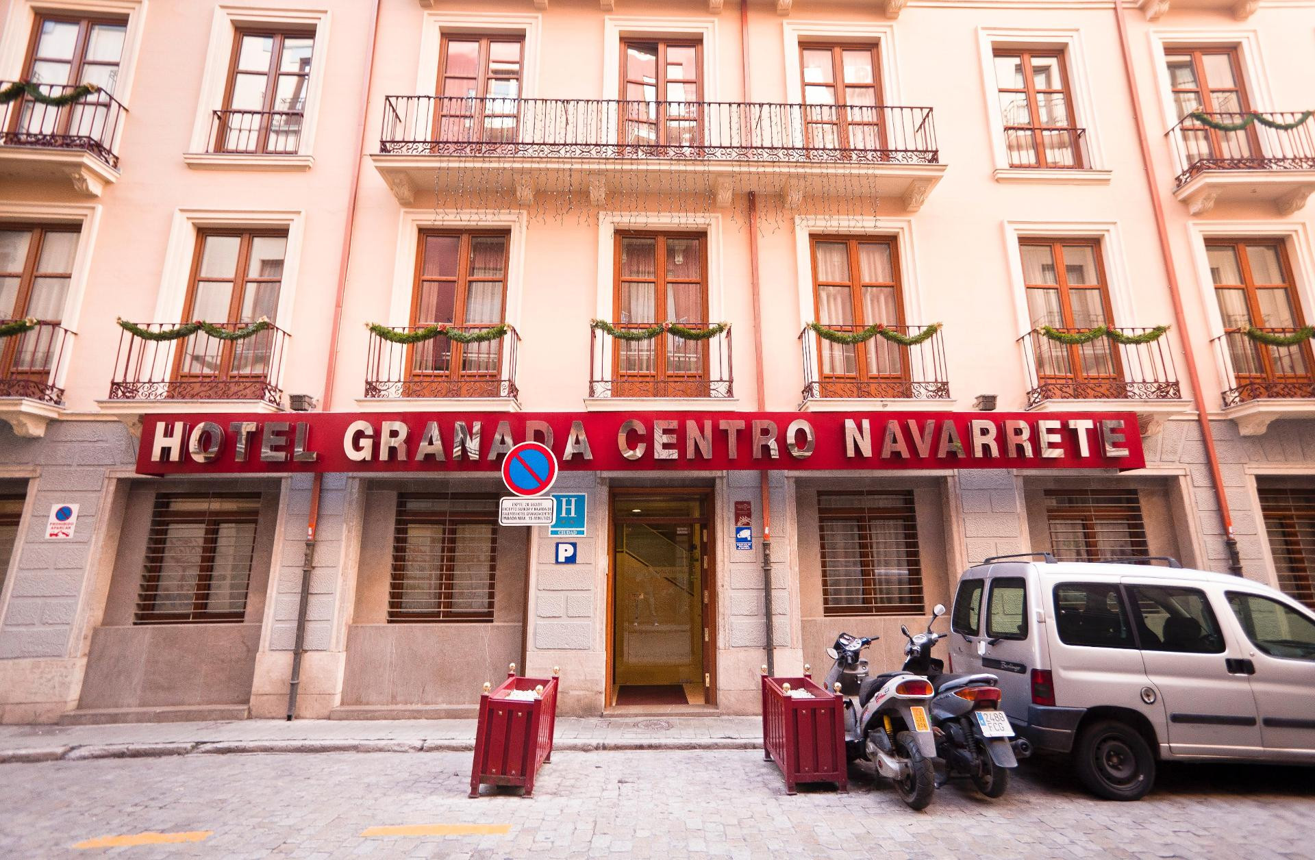 Vista Exterior Hotel Granada Centro