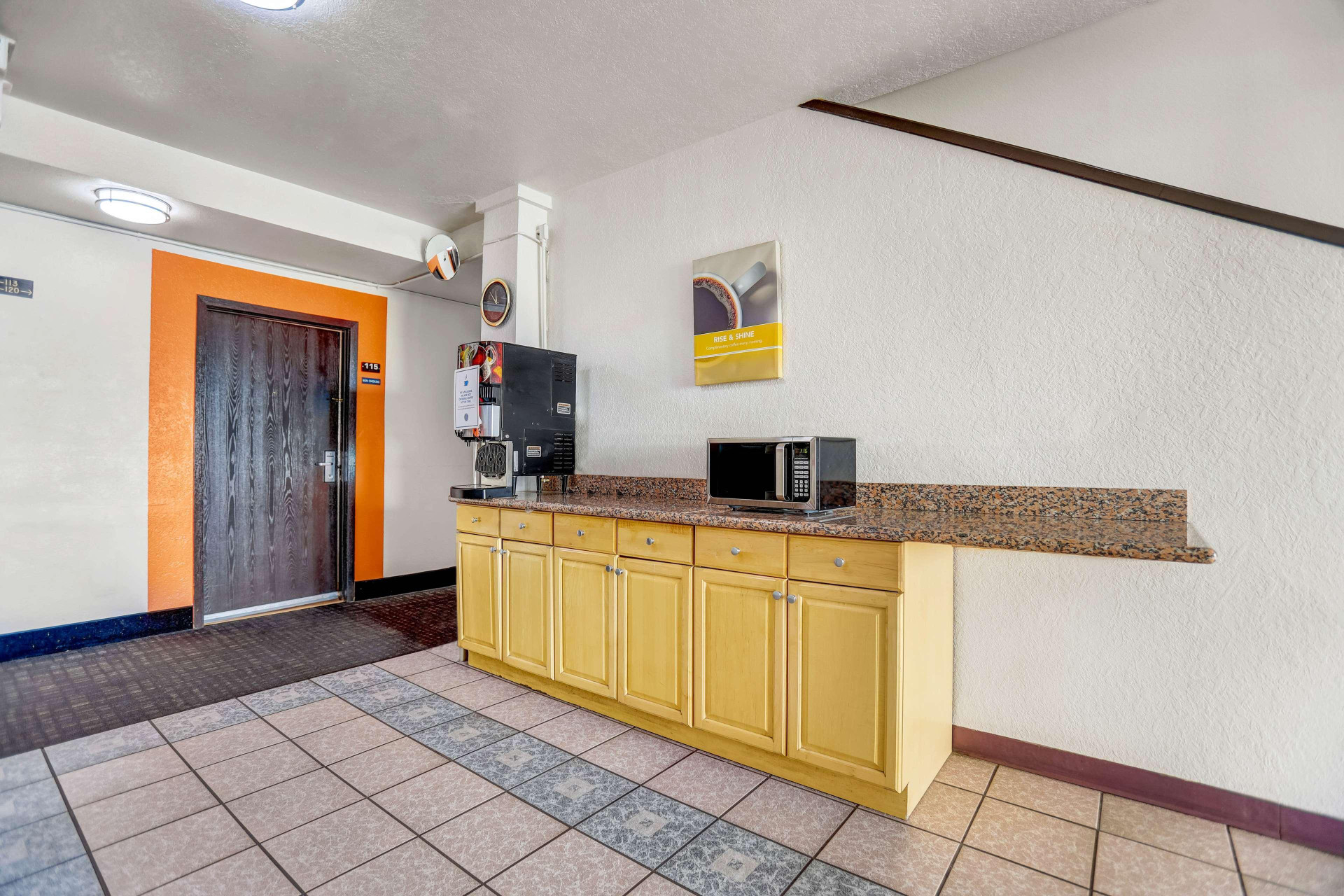 Bar/Salón Motel 6 Moriarty, NM
