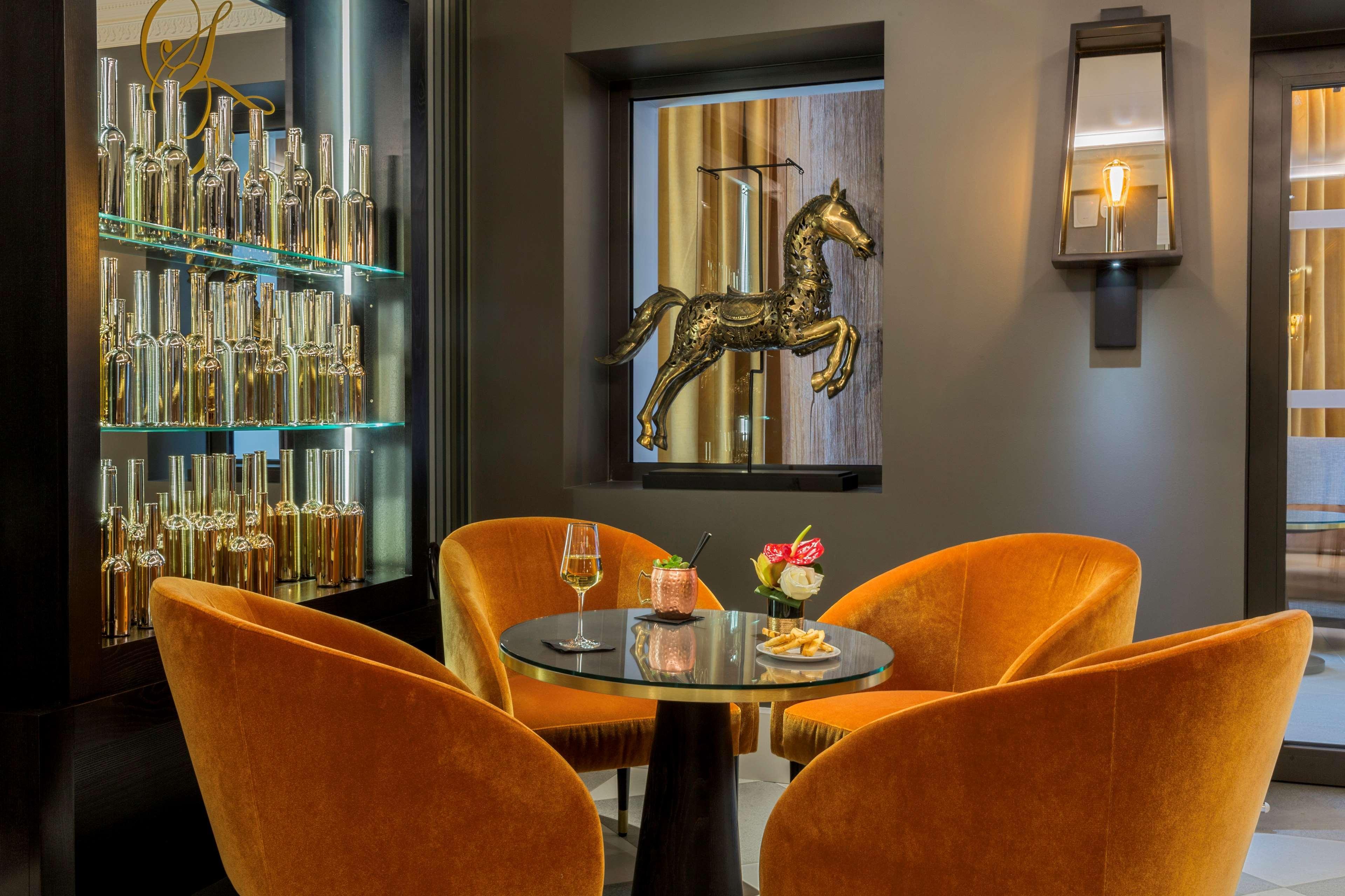 Bar/Salón Best Western Premier Hotel & Spa Les Sept Fontaine