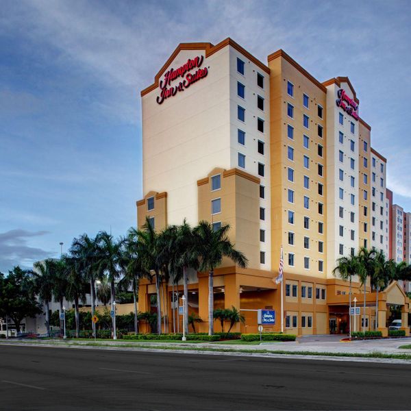 Hampton Inn & Suites Miami Airport South-Blue Lagoon