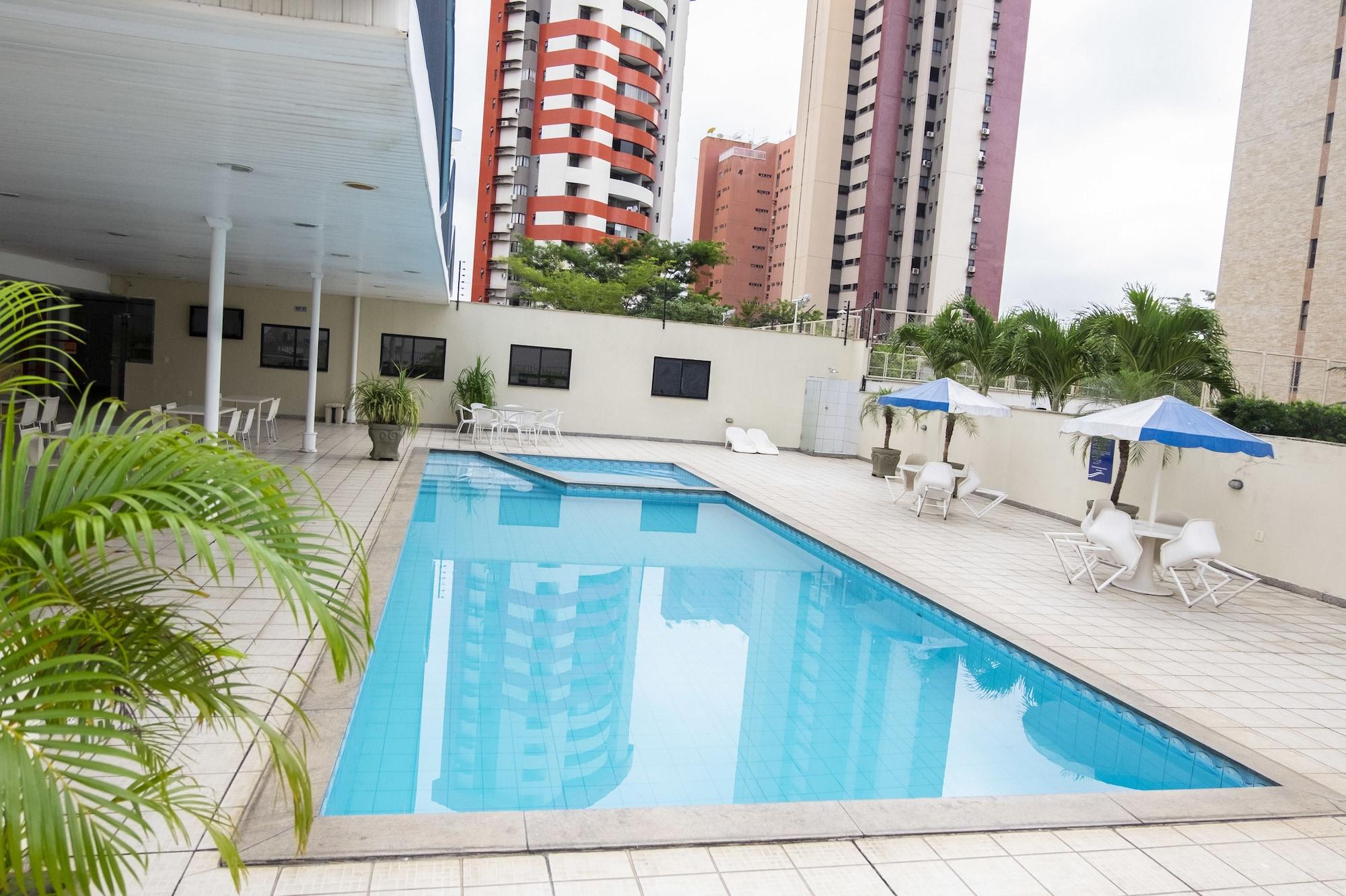 Vista Piscina Executive Arrey Hotel