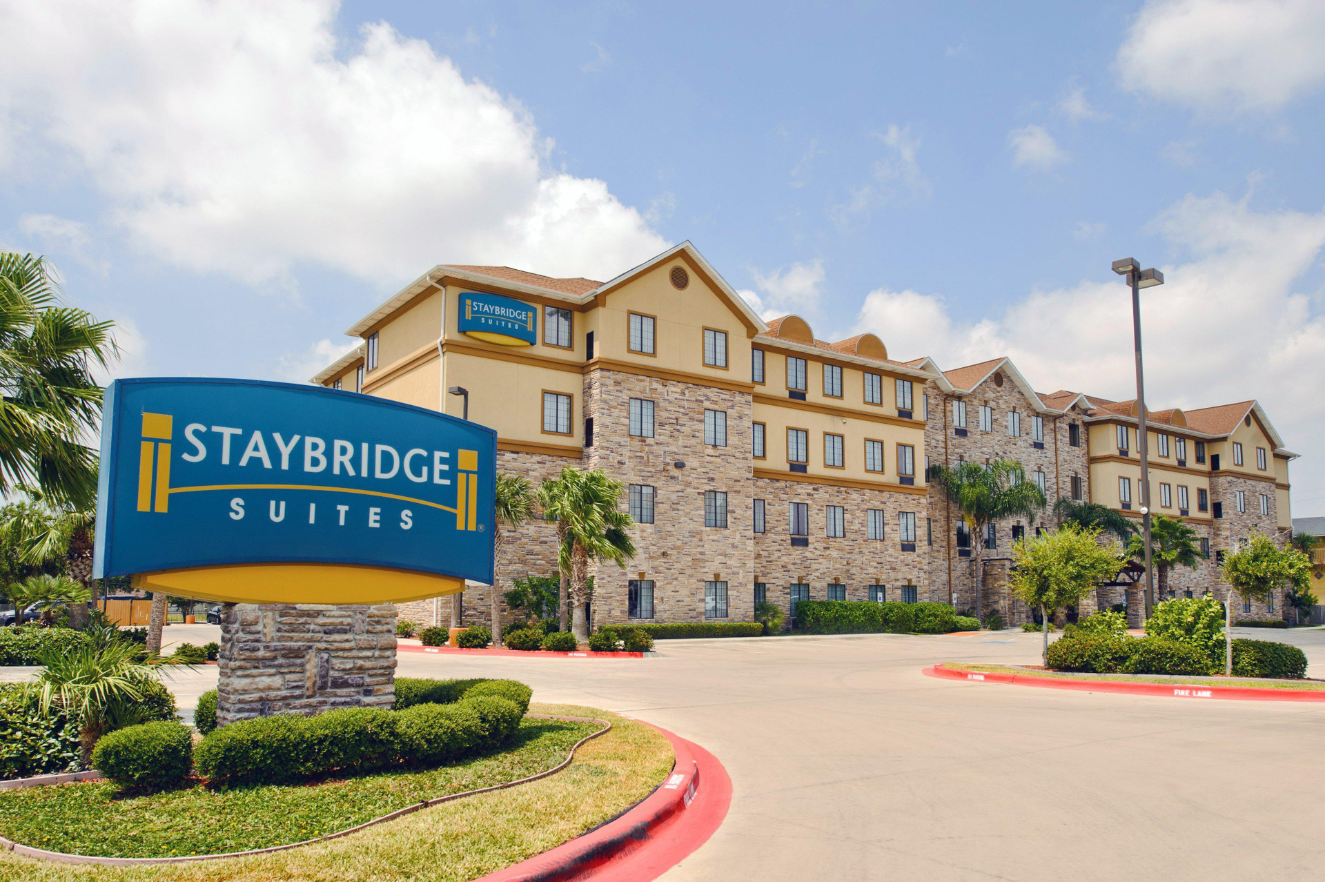 Vista Exterior Staybridge Suites Corpus Christi by IHG
