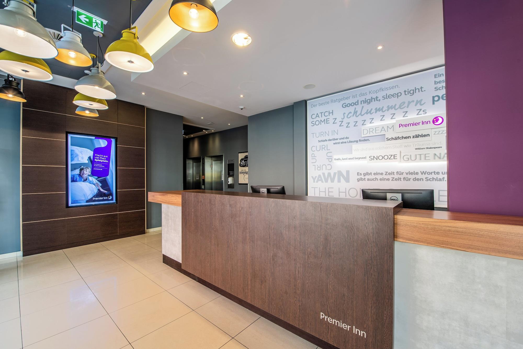 Varios Premier Inn Nurnberg City Centre TEST 2