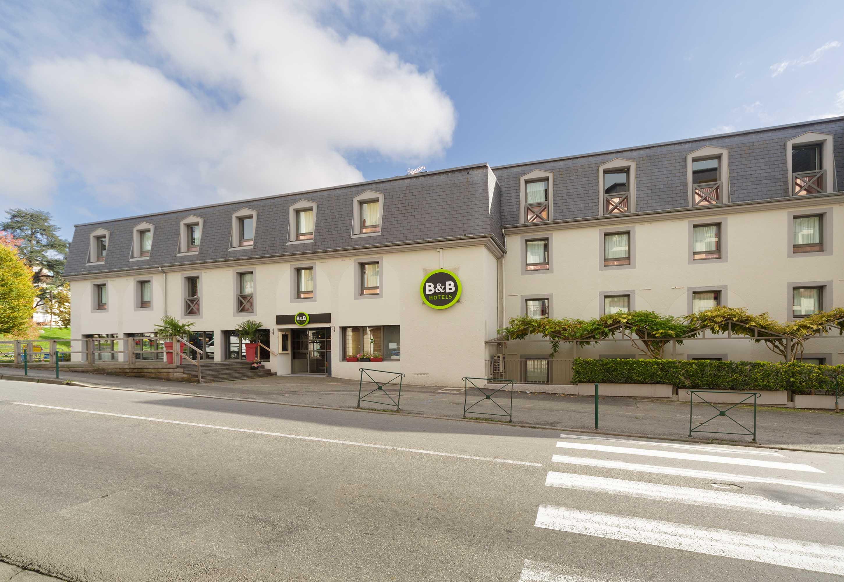 Vista Exterior B&B Hotel Lourdes Centre