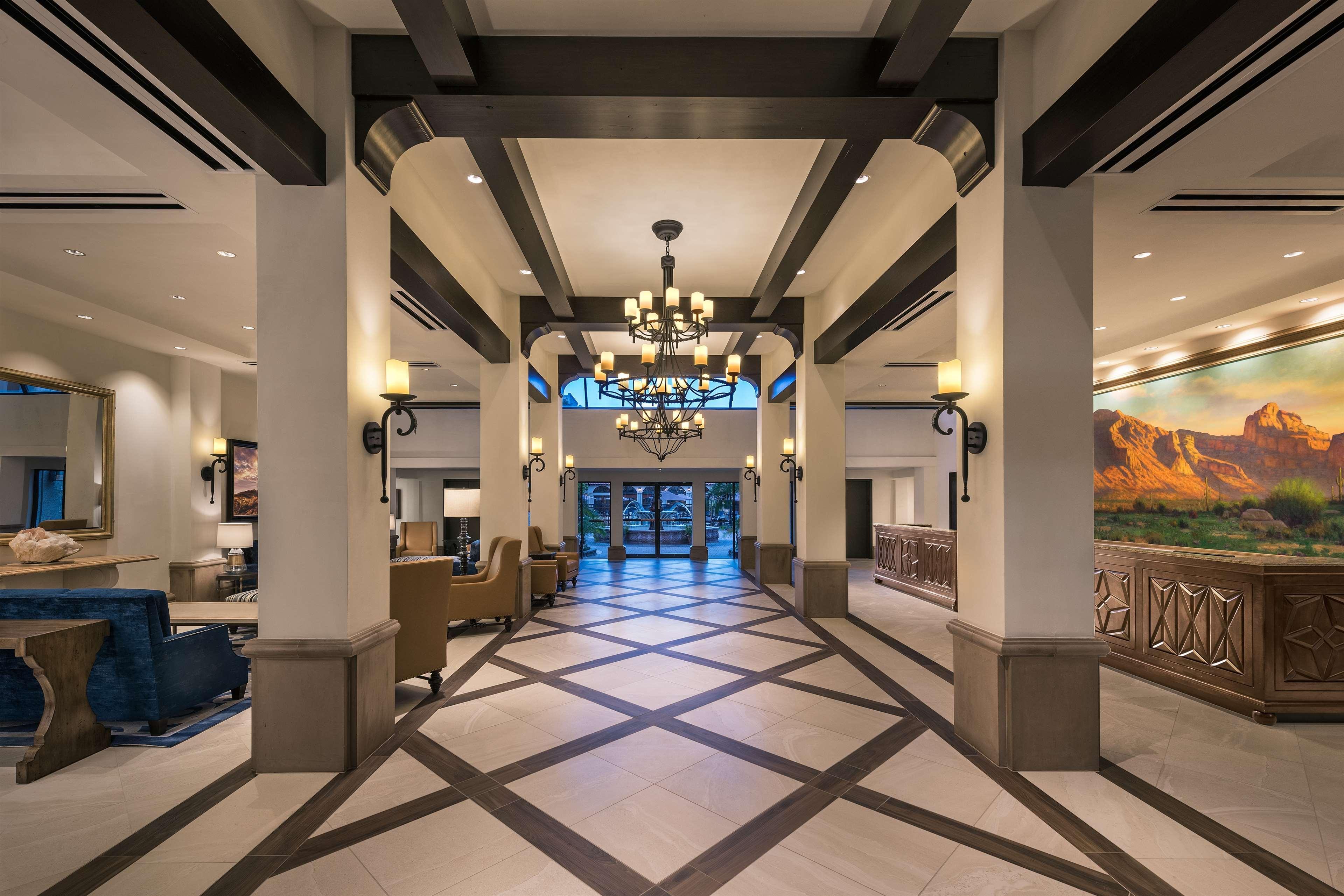 Vista Lobby Embassy Suites by Hilton Scottsdale Resort