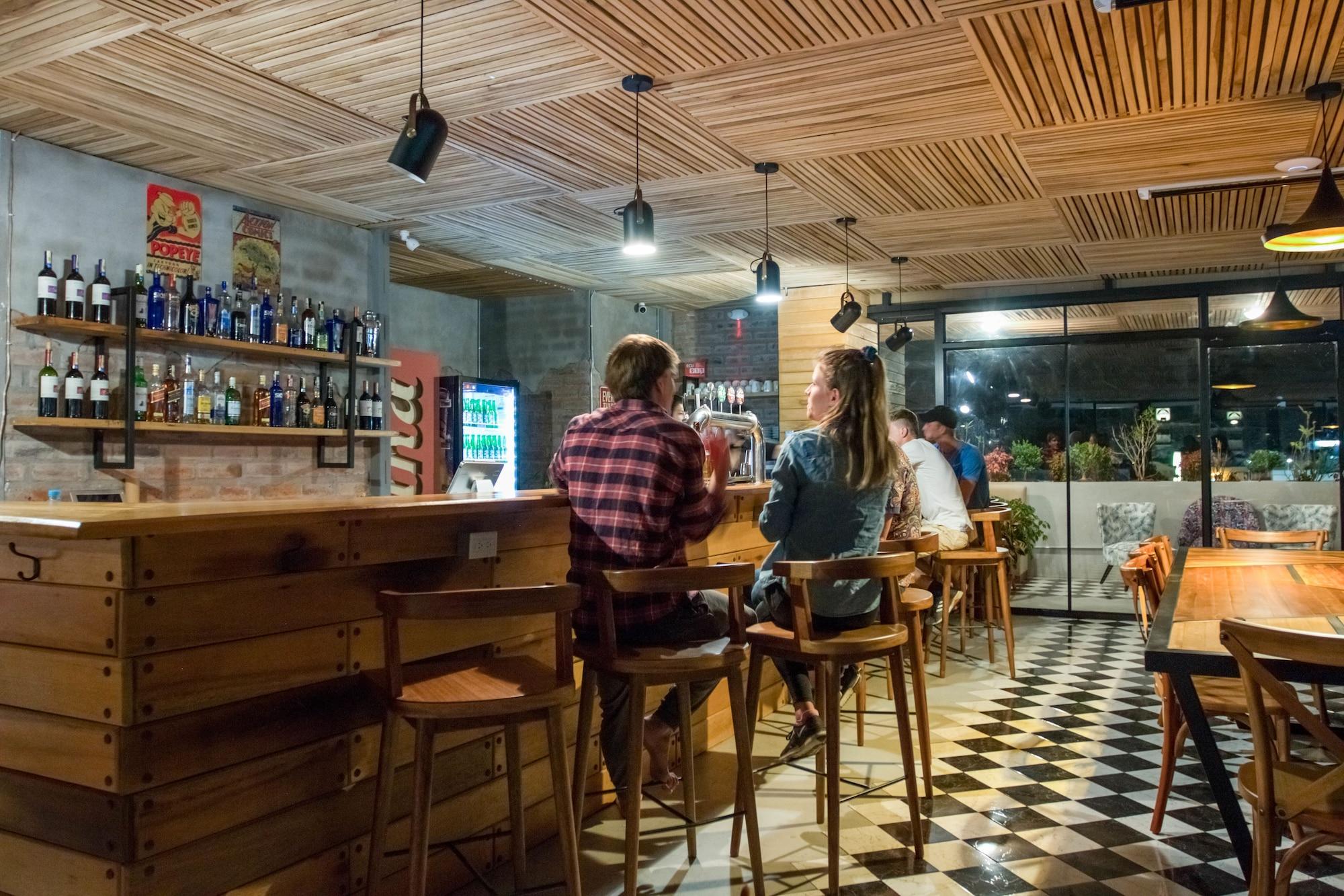 Bar/Salón Socialtel Baños