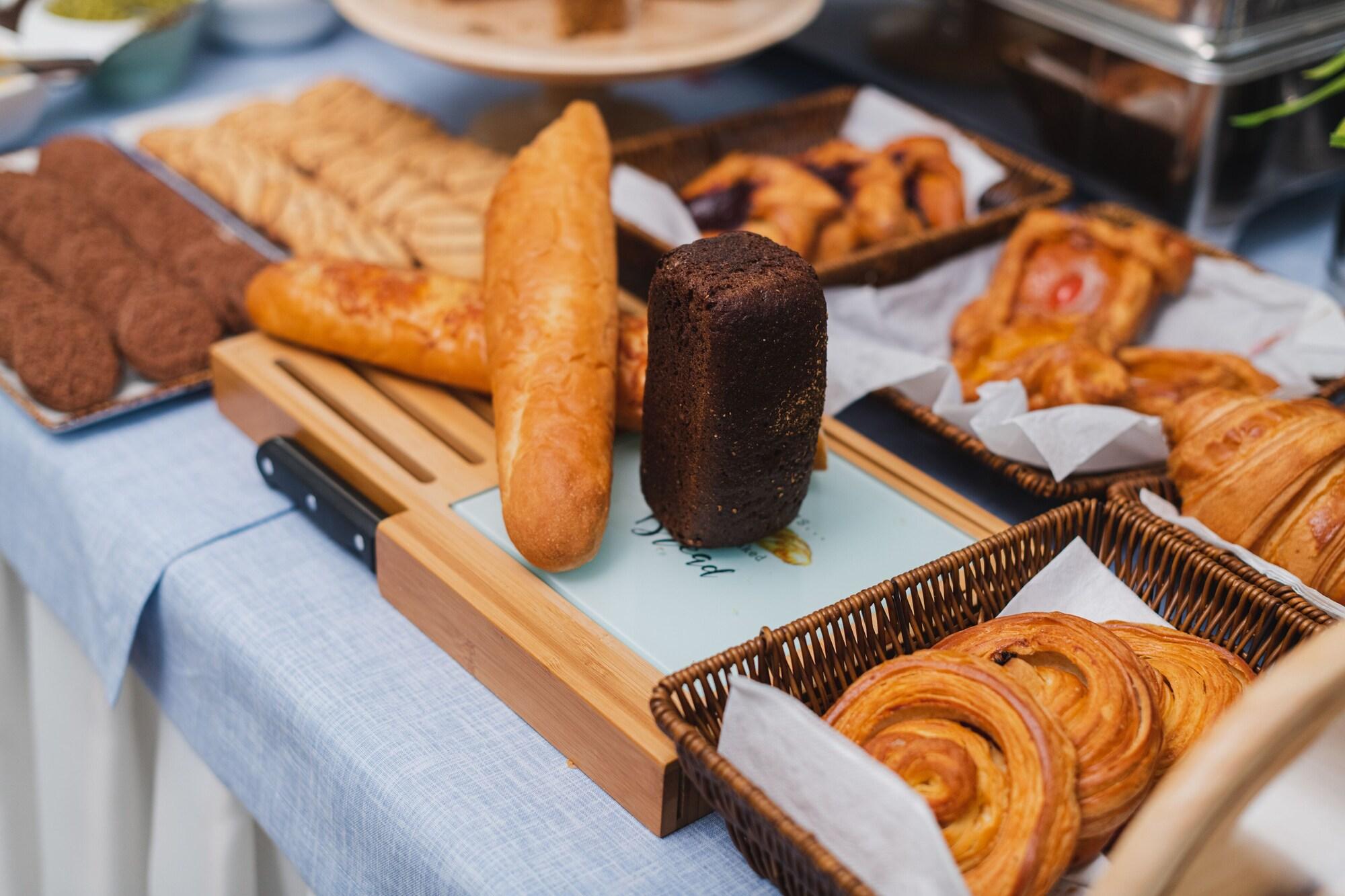 Restaurant Zarafshon Parkside Hotel