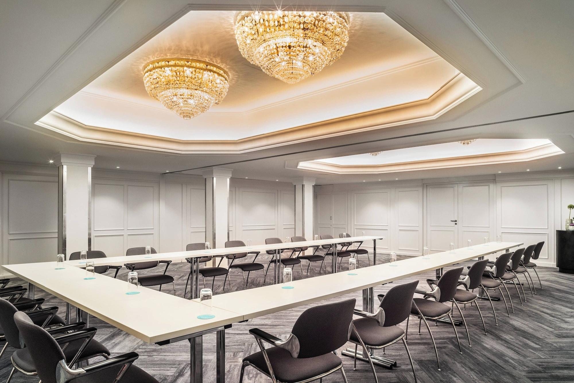 Sala de Reuniones Le Méridien Frankfurt