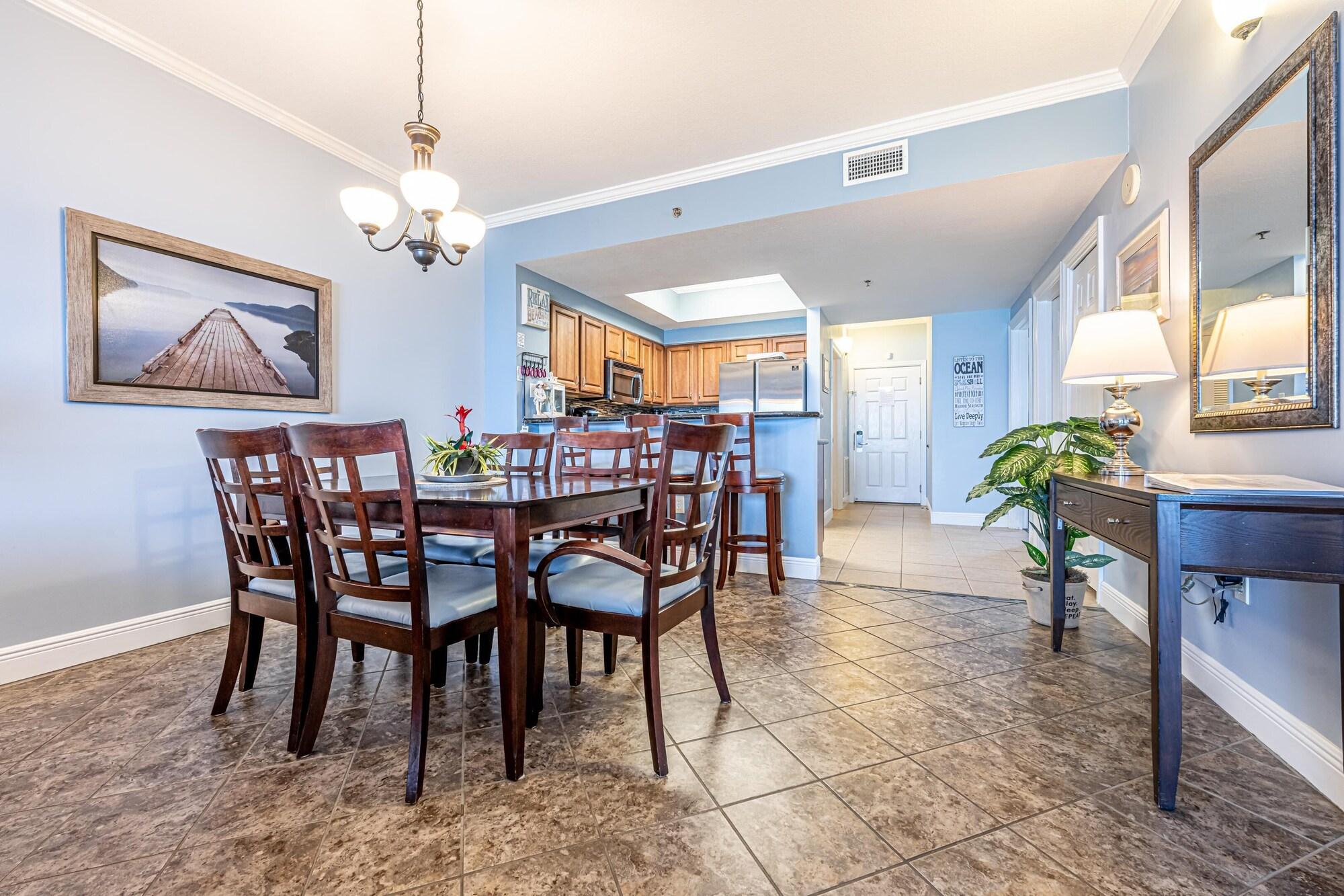 Restaurant Boho West End Townhouse 6 Bed 6 Bath Sleeps 10