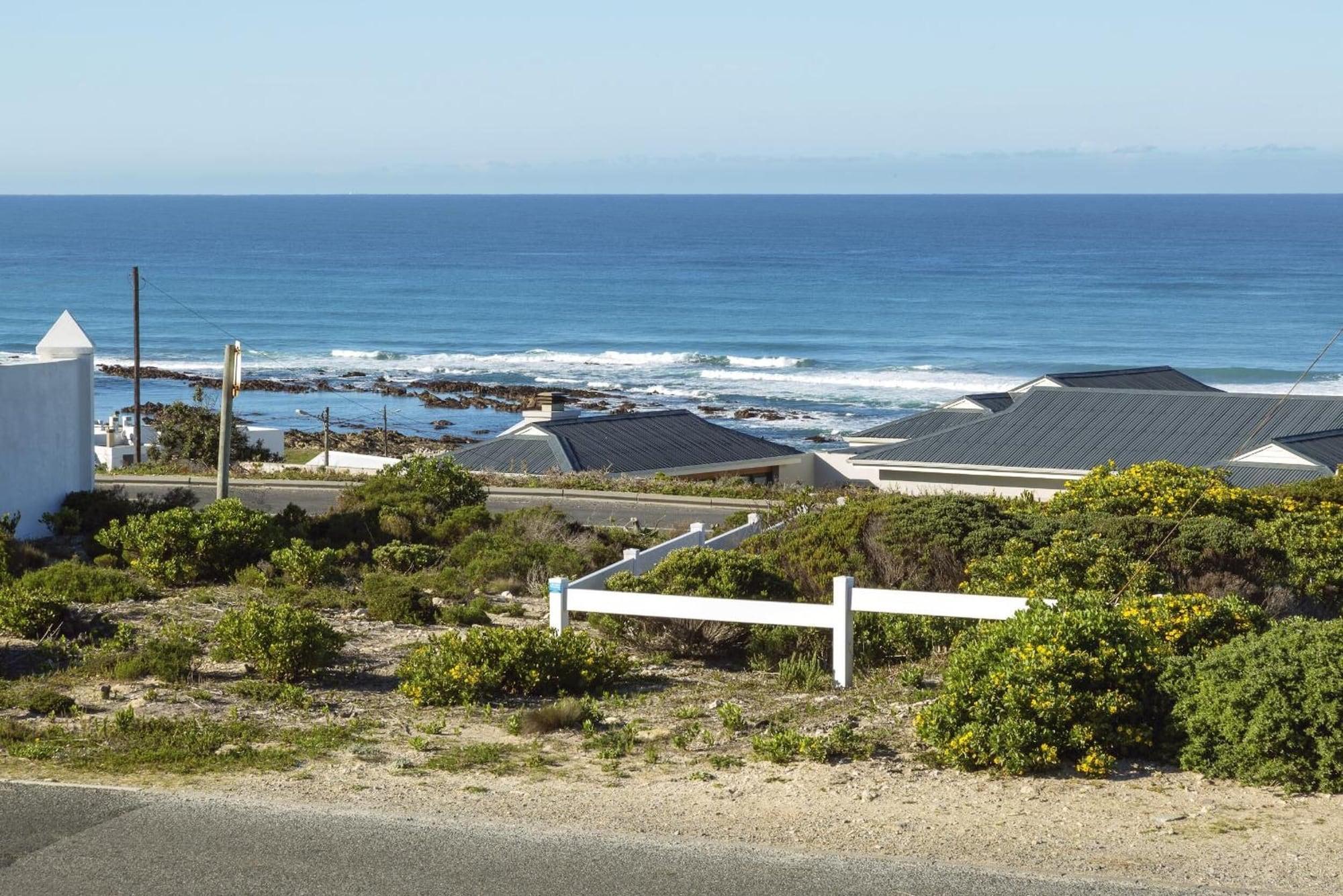 Playa Oceanview B&B 85 Oceanview Drive