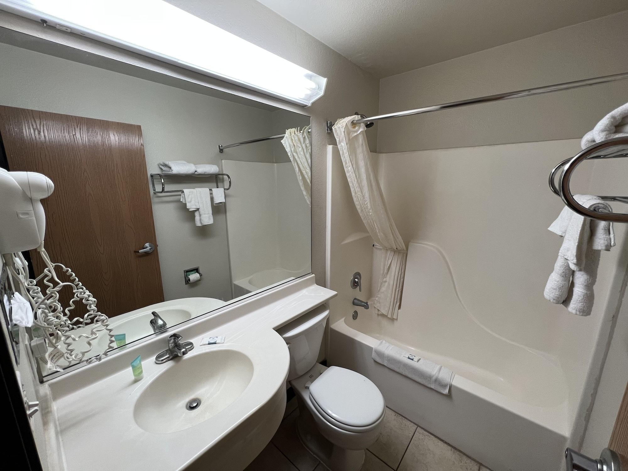 Equipamiento de Habitación Americas Best Value Inn & Suites Ada