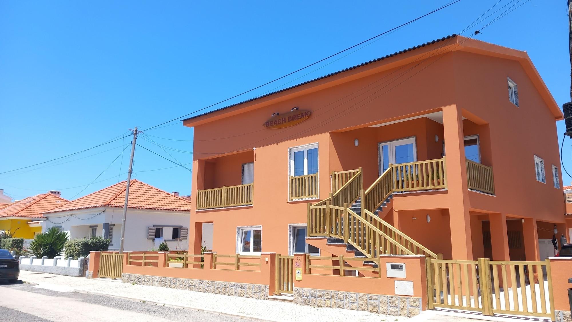 Varios Guesthouse Beach Break
