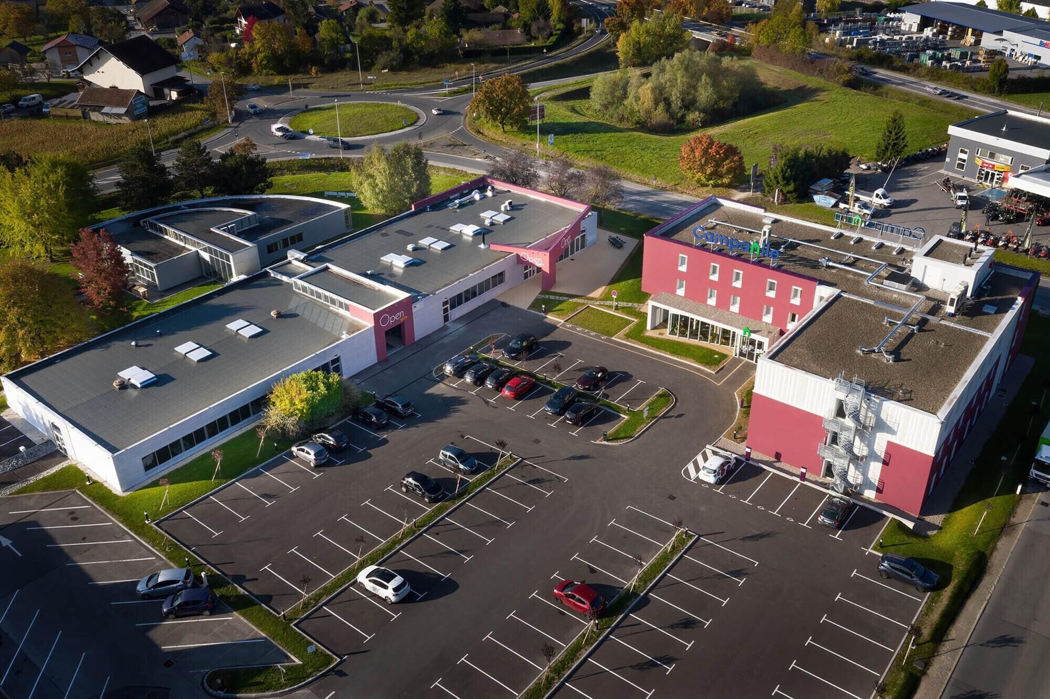 Vista Exterior Campanile Findrol Savoie Leman