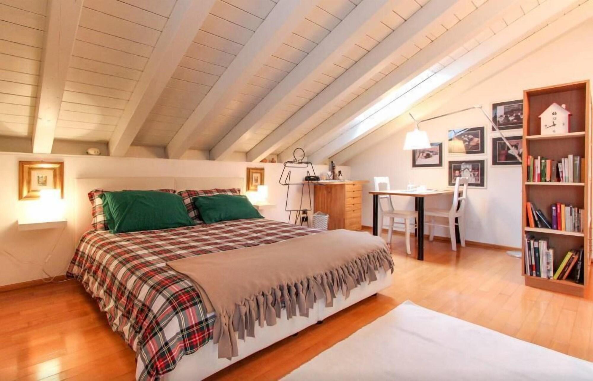 Varios La Mansarda di Margherita