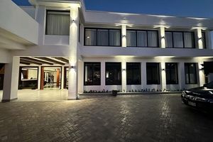Alojamiento - Sago Palm Hotel