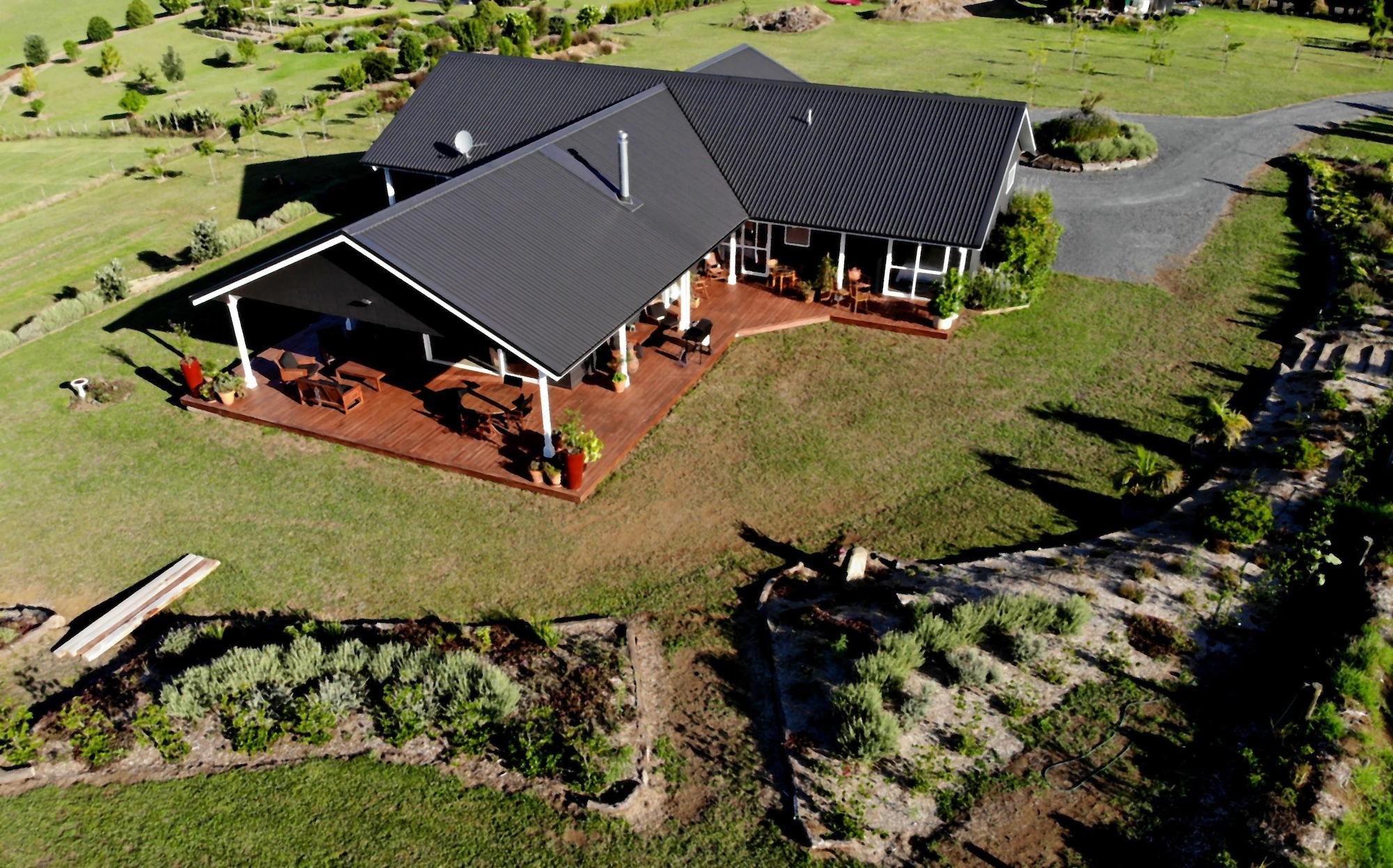 Vista Exterior Lavender Vale