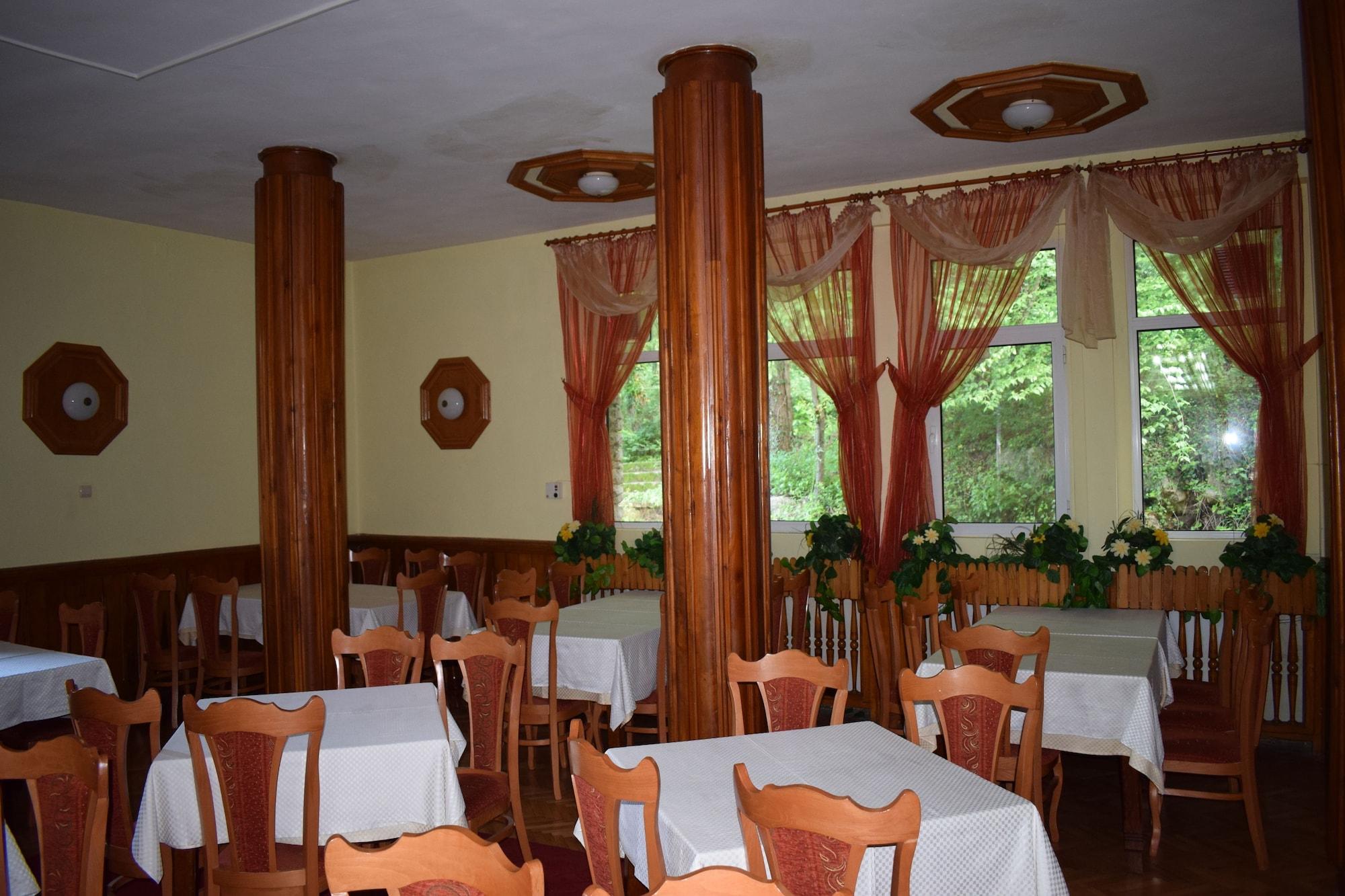 Restaurant Balneo Hotel Lyulyatsi