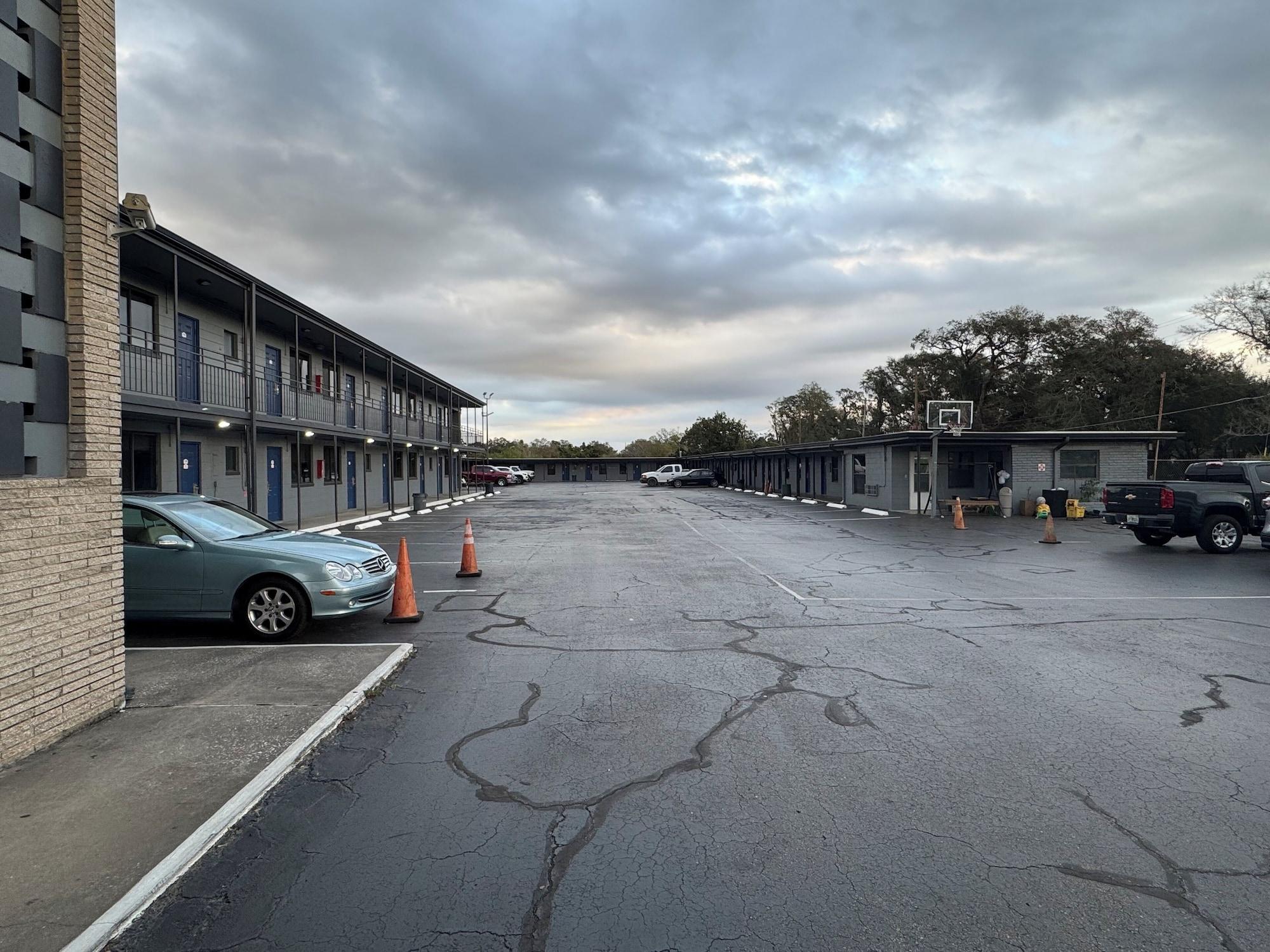 Vista Exterior Budget Motel