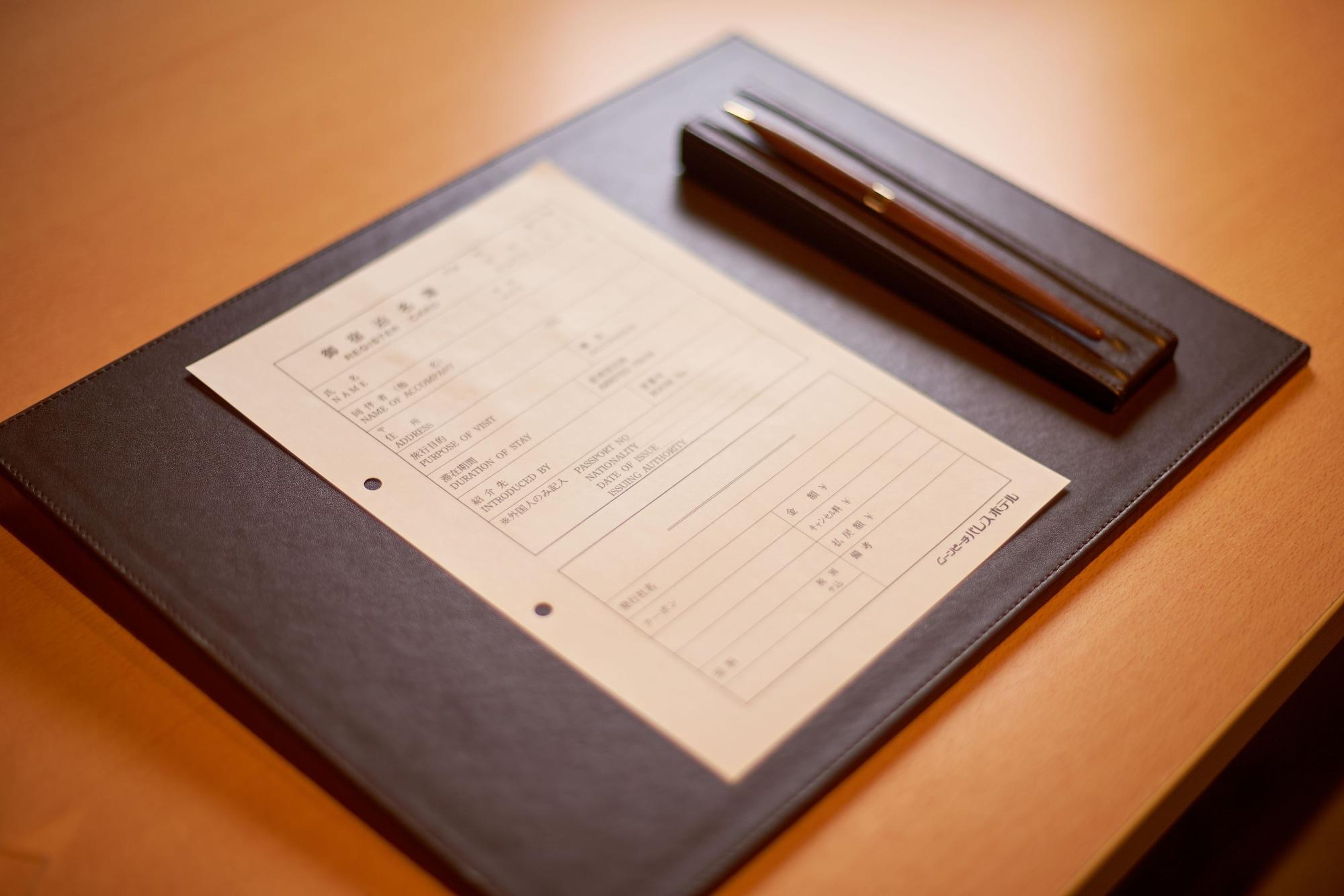 Vista Lobby Palace in Moon Beach