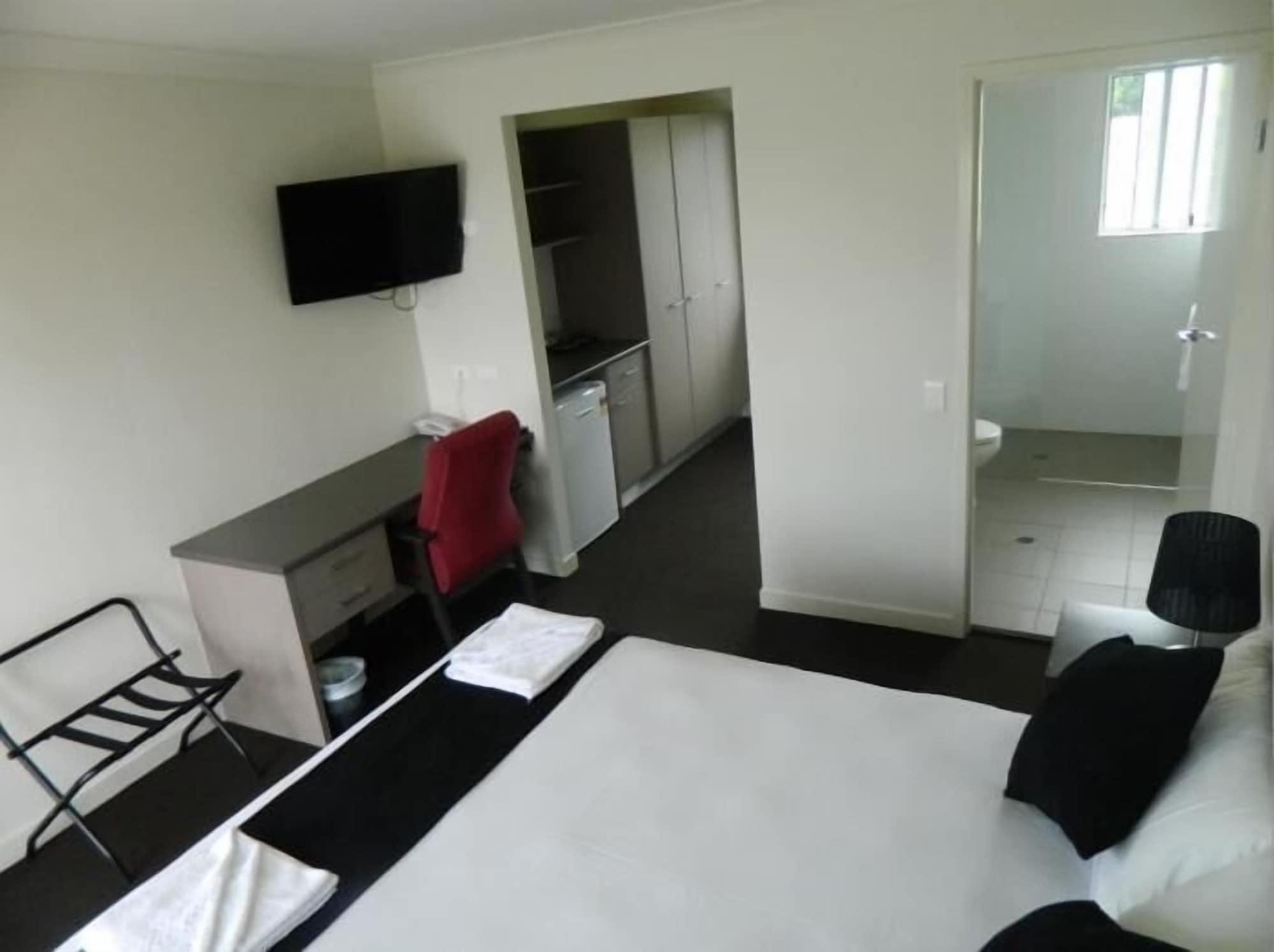 Habitación Dooleys Capella Tavern and Motel