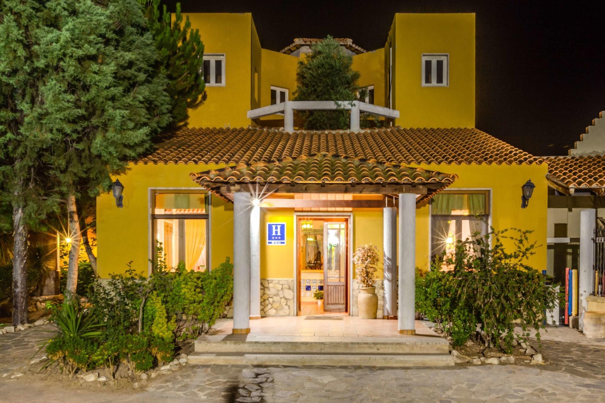 Vista Exterior Complejo Oro Verde